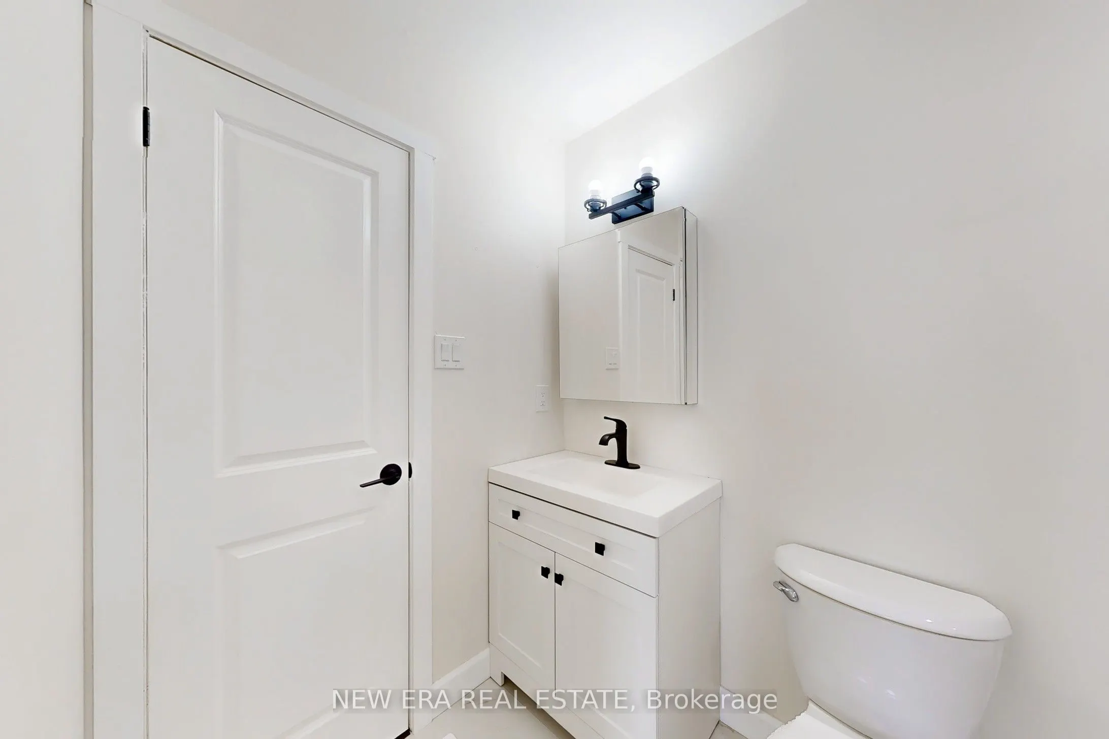 96 Toba Crescent