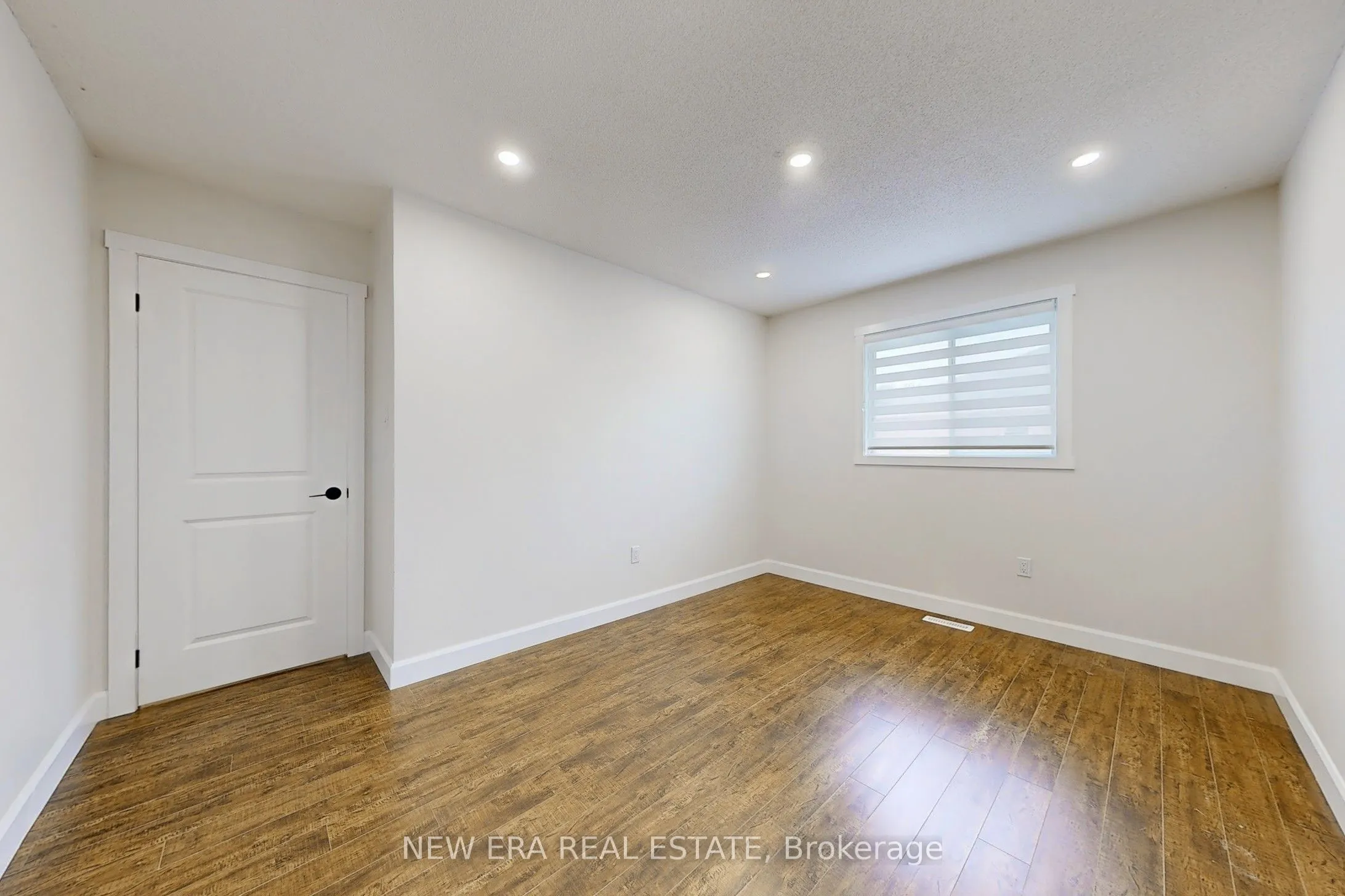 96 Toba Crescent