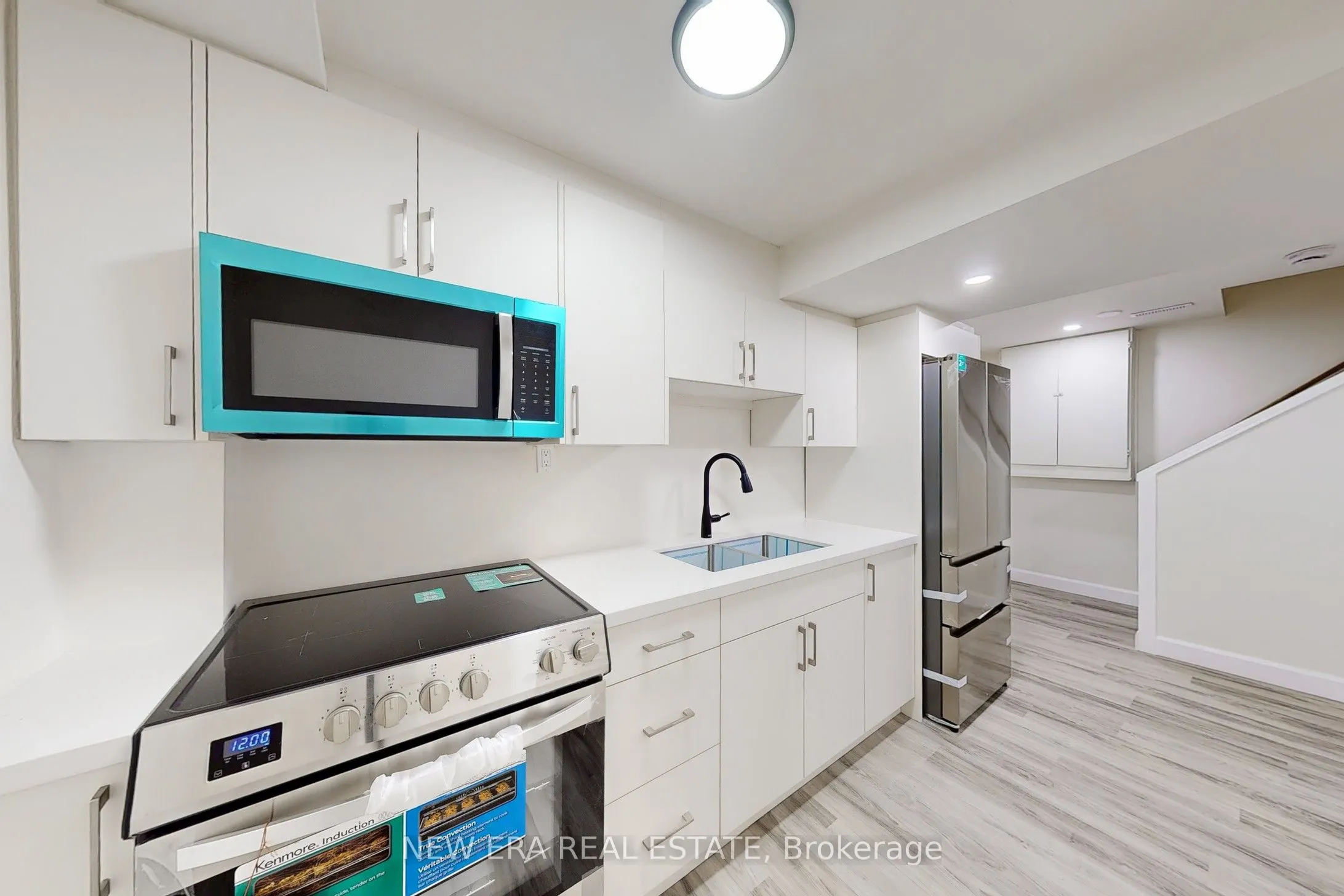 96 Toba Crescent