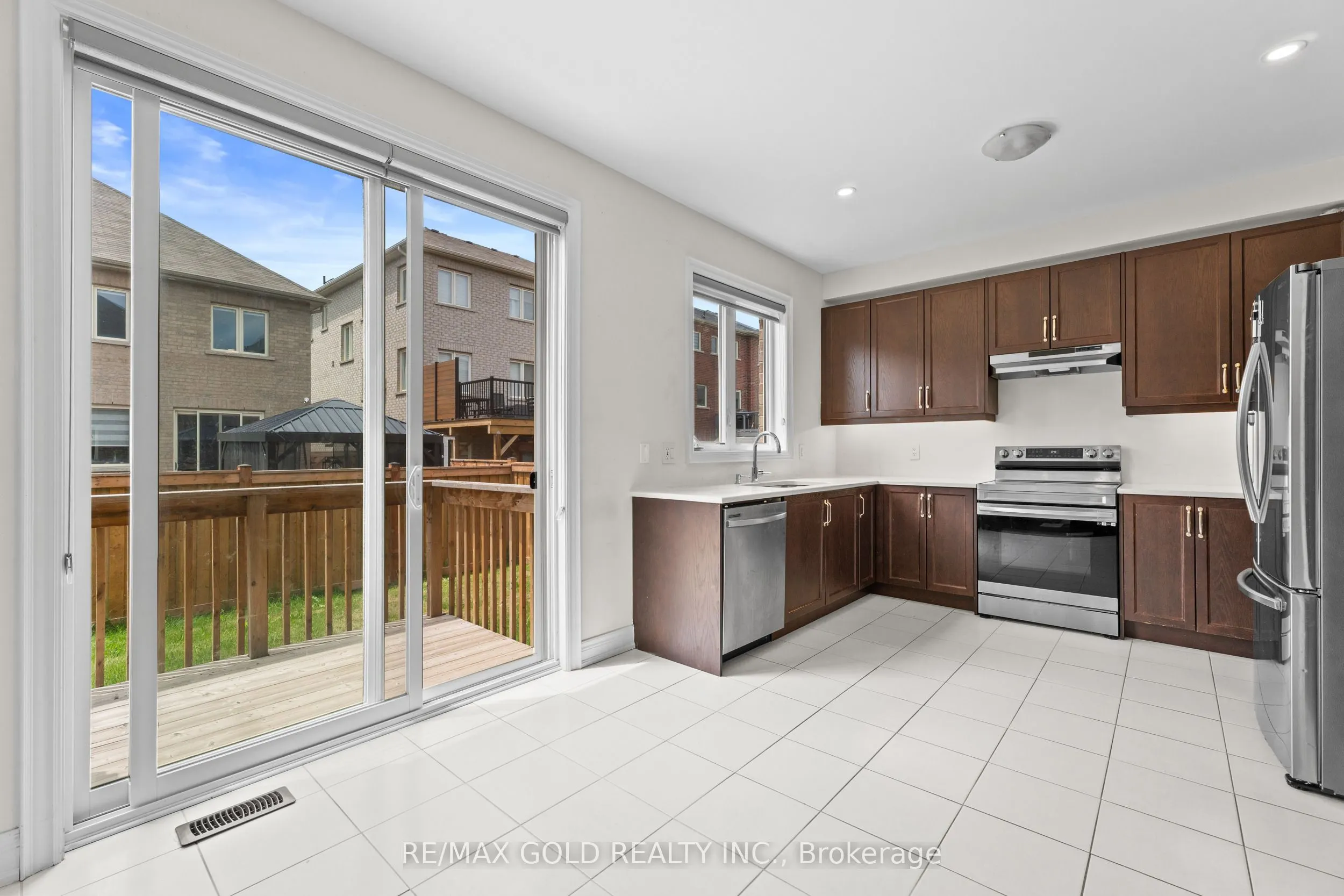 33 Tiger Crescent