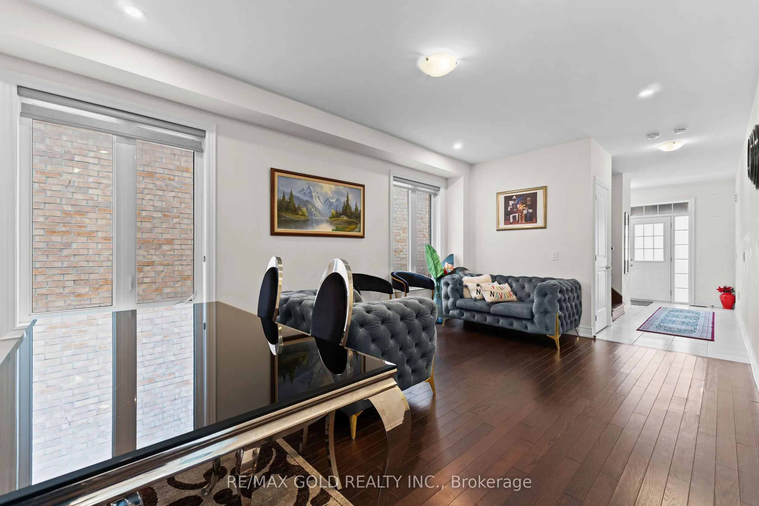 33 Tiger Crescent