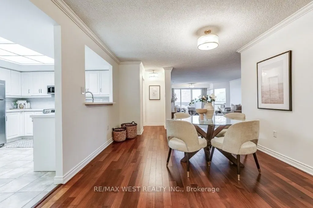 1237 North Shore Boulevard E, #707