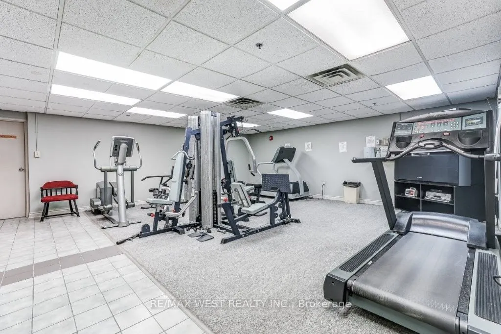 1237 North Shore Boulevard E, #707