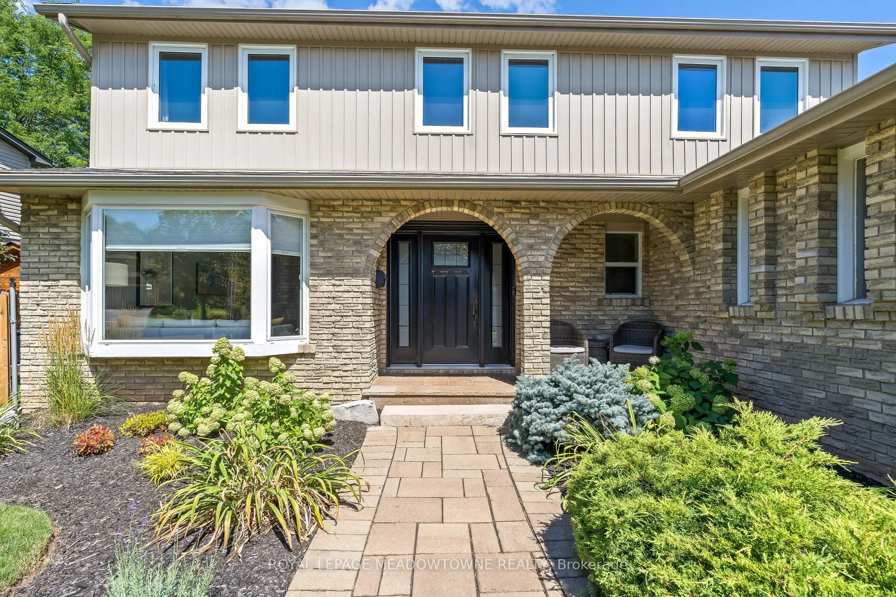 25 Hillside Drive