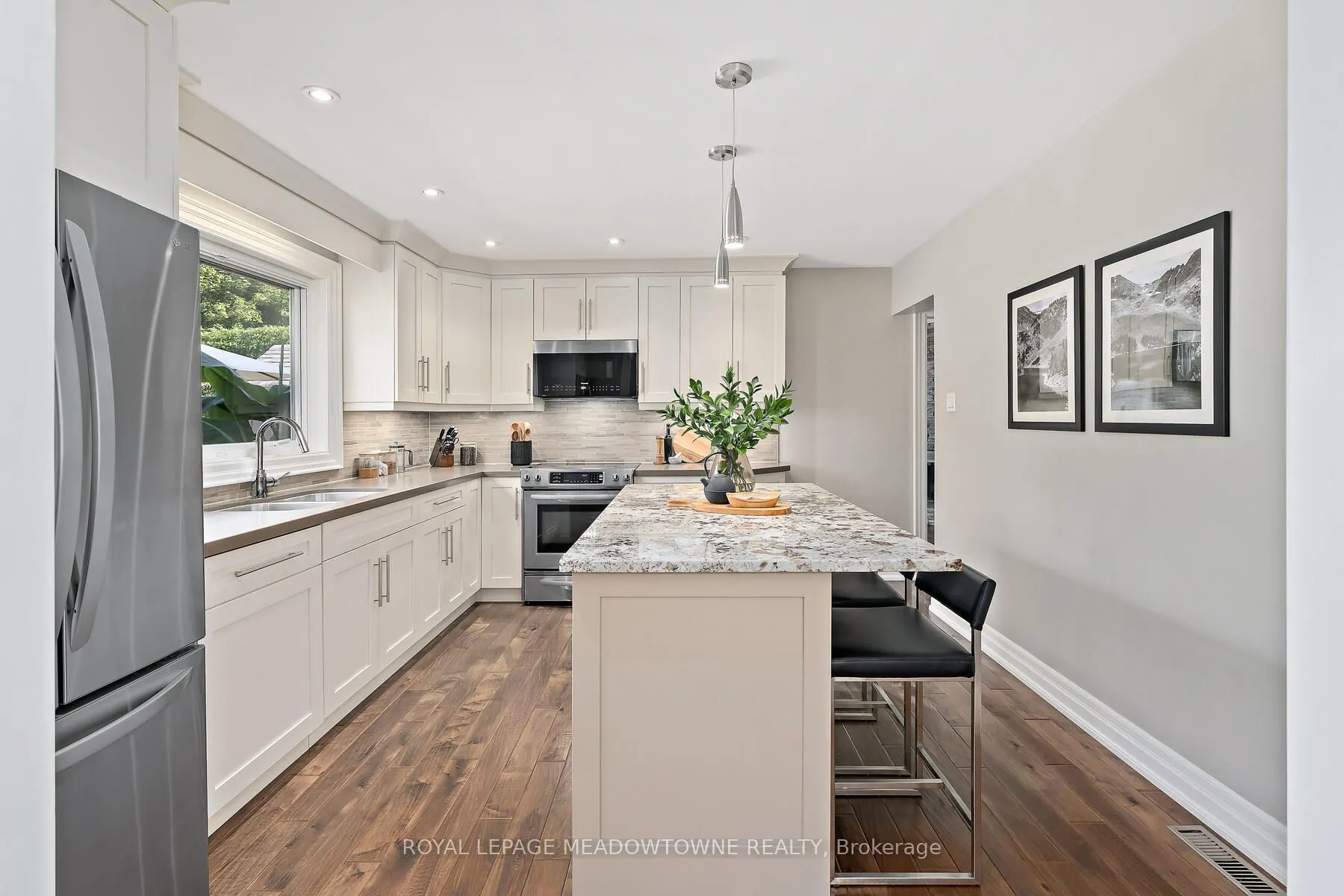 25 Hillside Drive