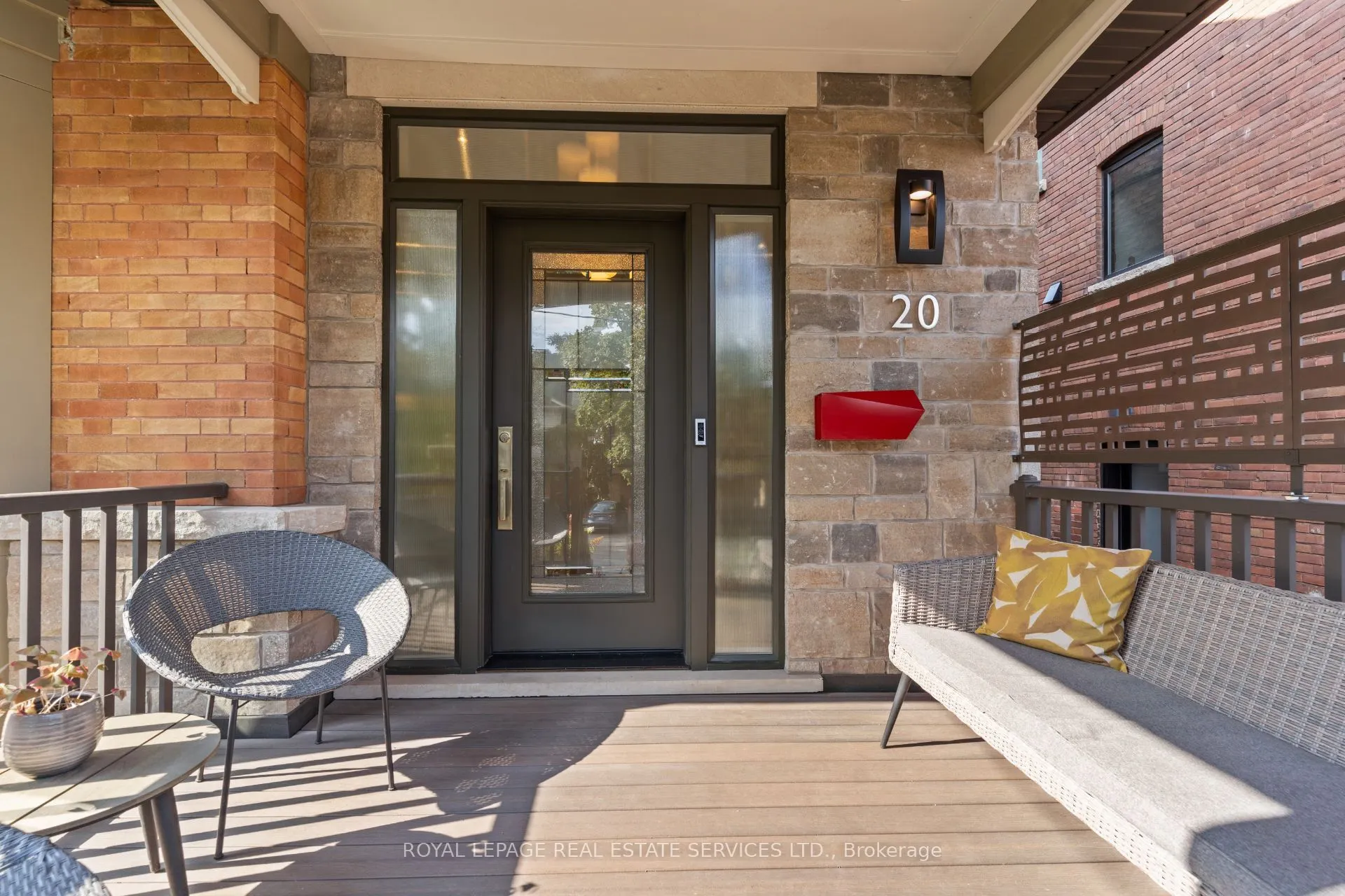 20 Glenwood Avenue
