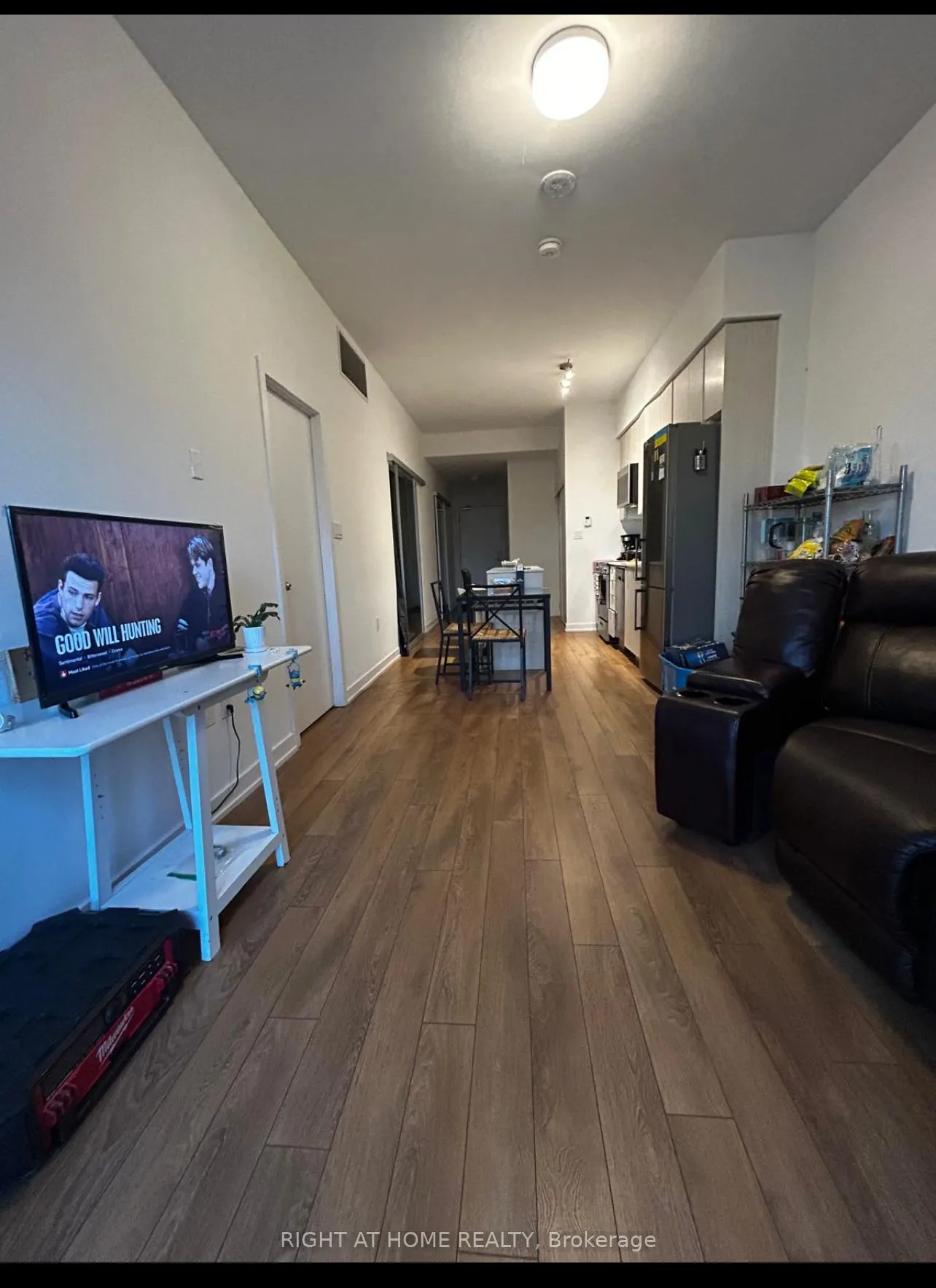 2433 Dufferin Street, #06
