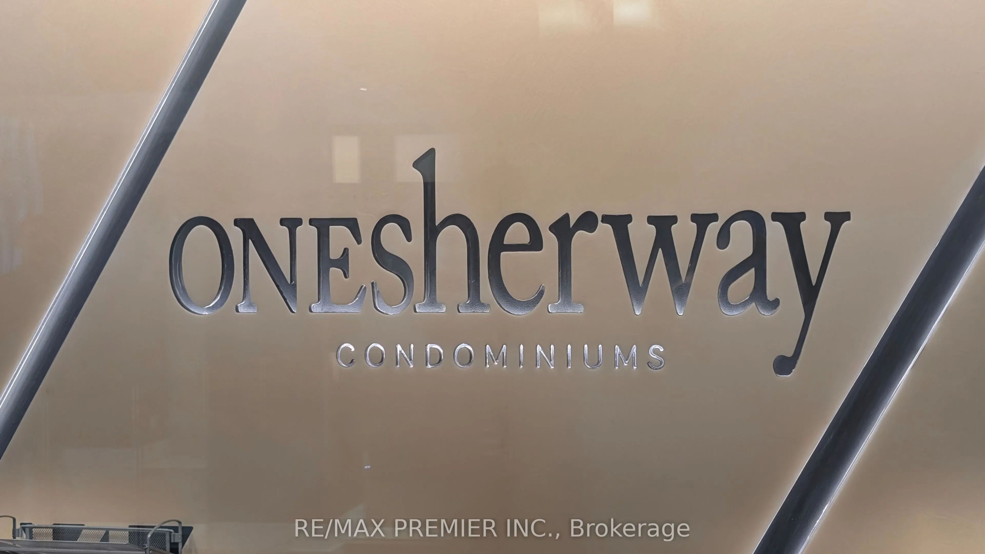 235 Sherway Gardens Road, #809