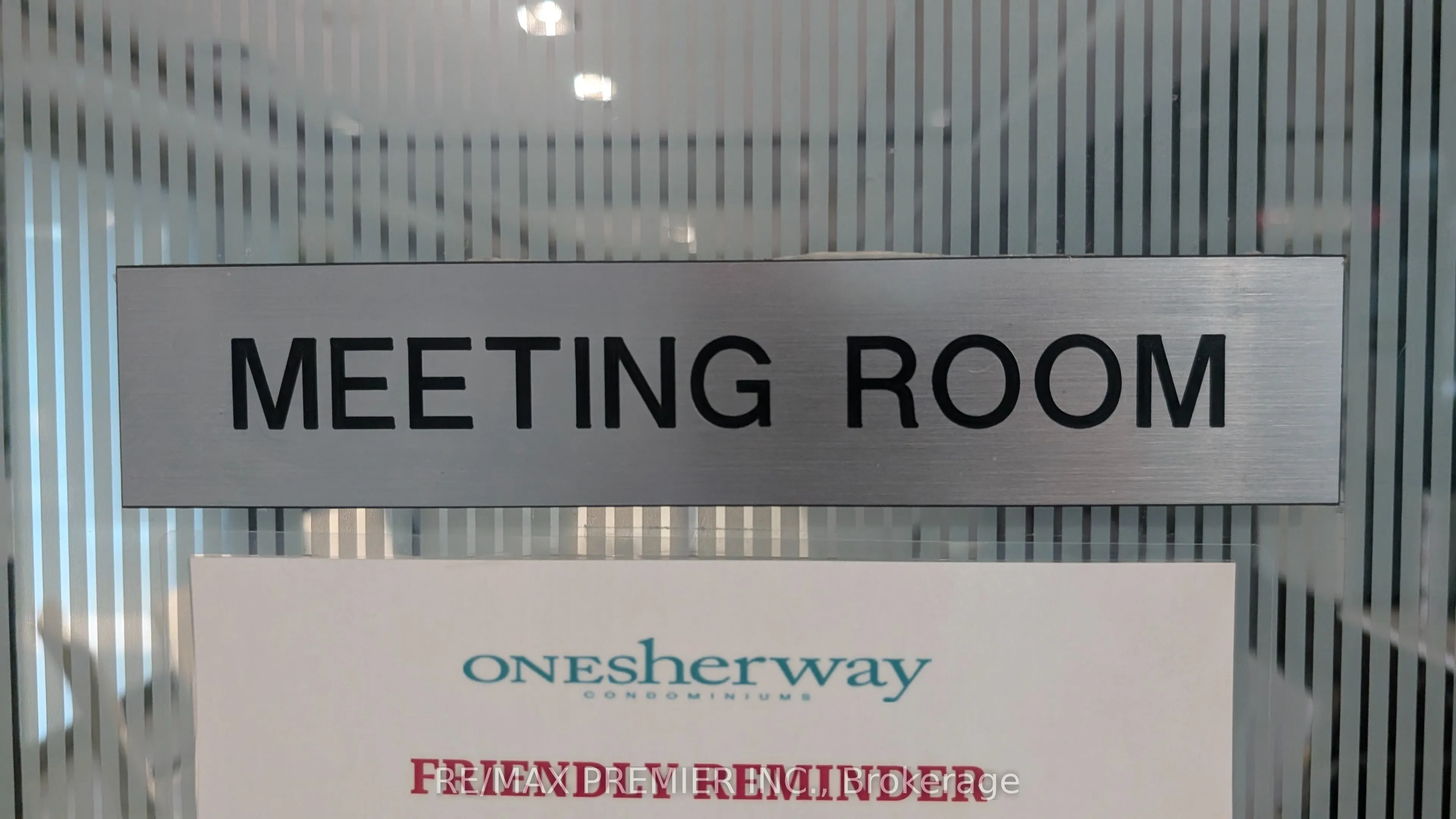 235 Sherway Gardens Road, #809