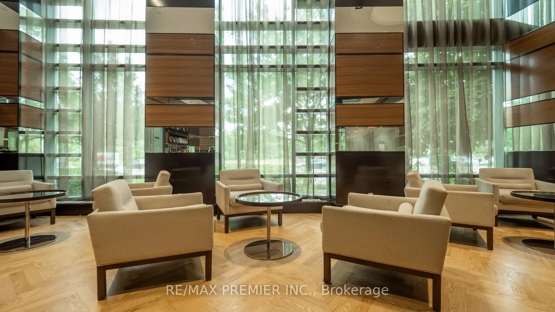 235 Sherway Gardens Road, #809