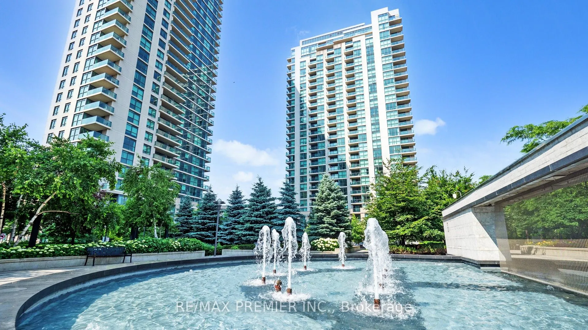 235 Sherway Gardens Road, #809