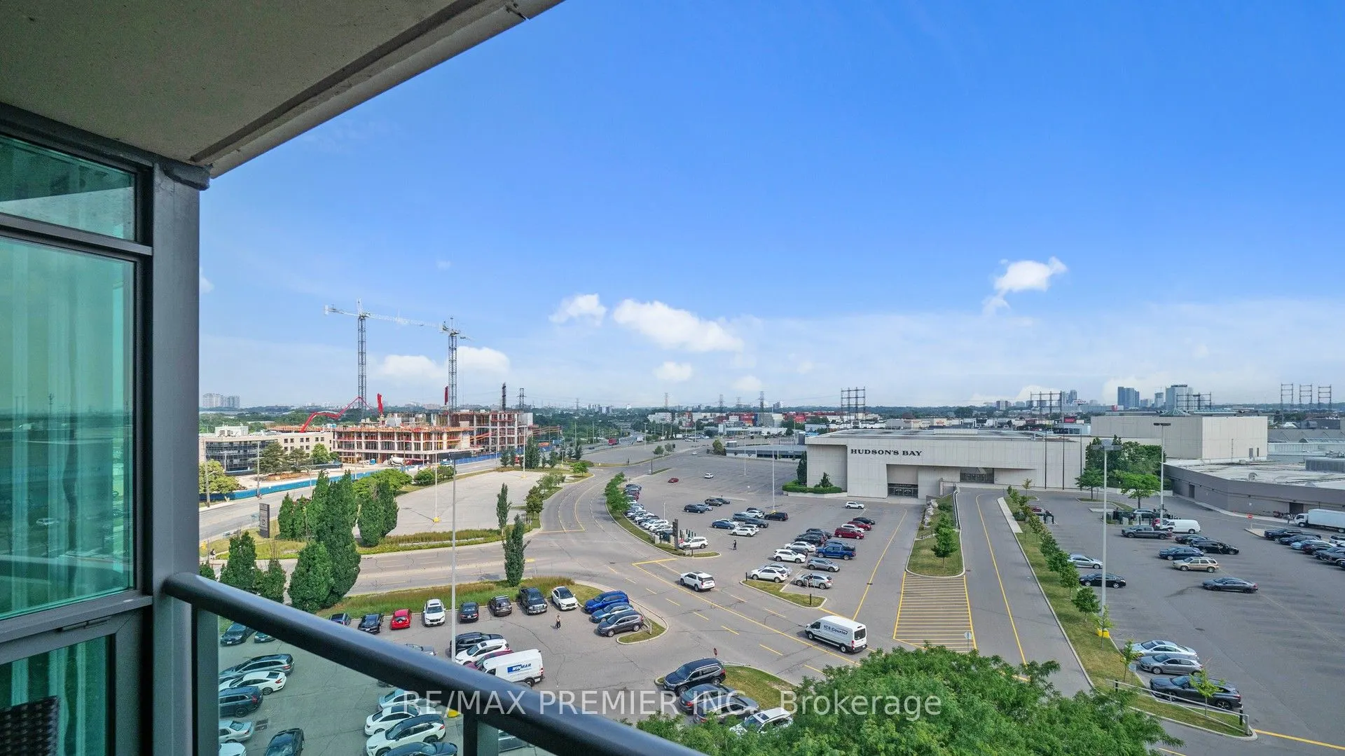 235 Sherway Gardens Road, #809