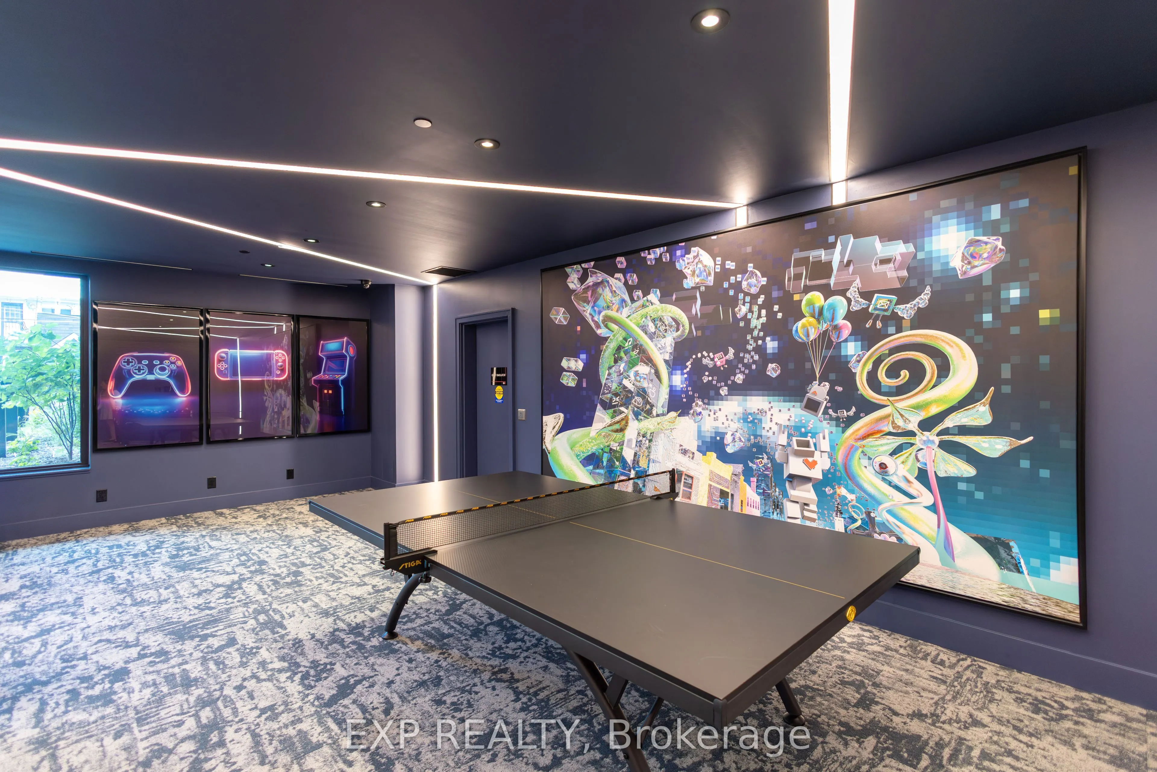 285 Dufferin Street, #427