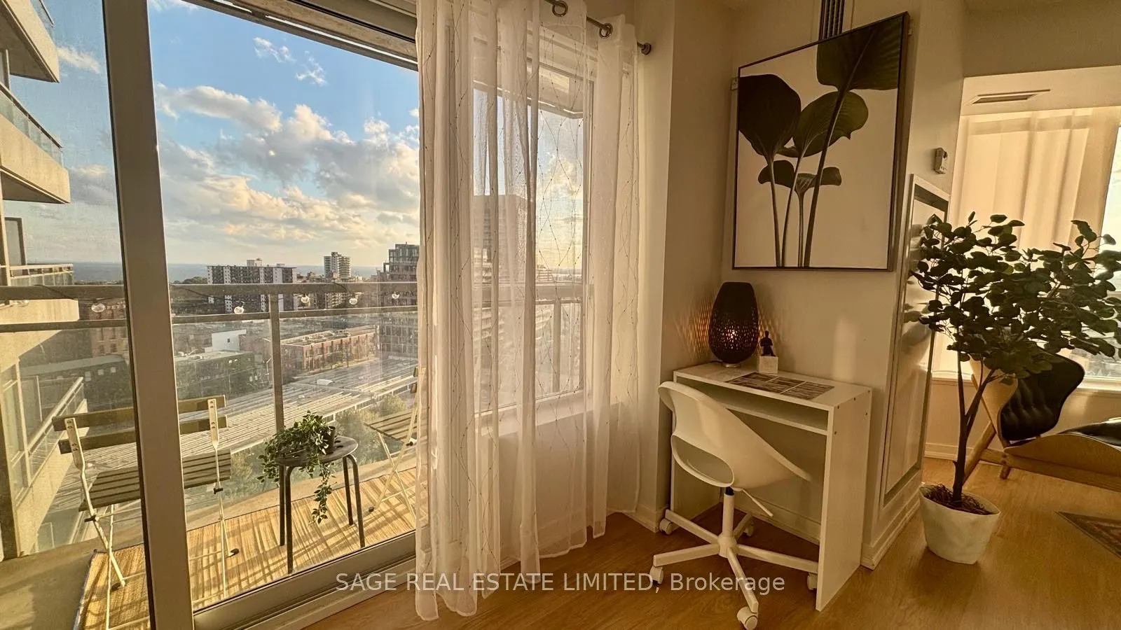 38 Joe Shuster Way, #1518