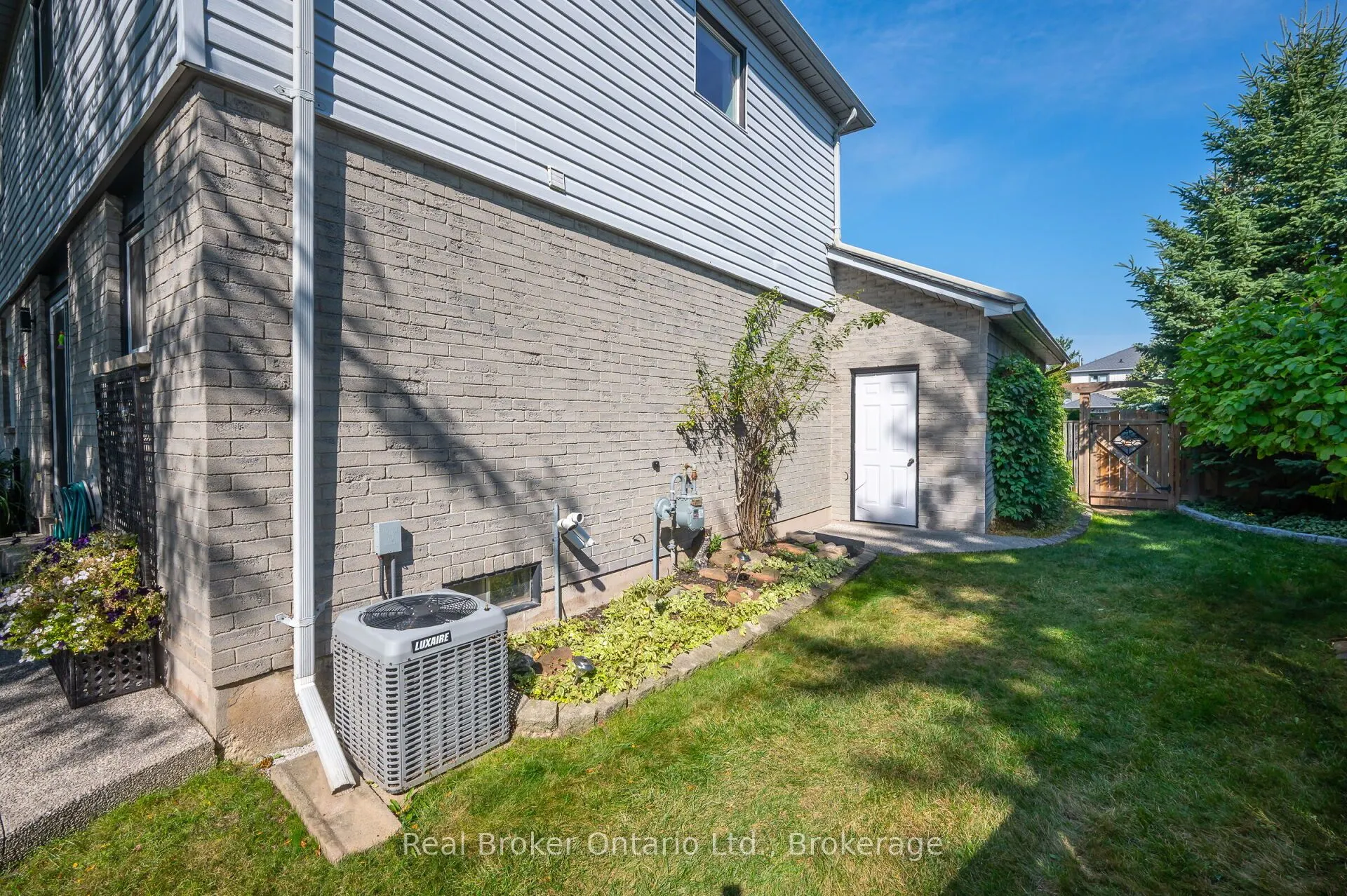 163 Ross Lane