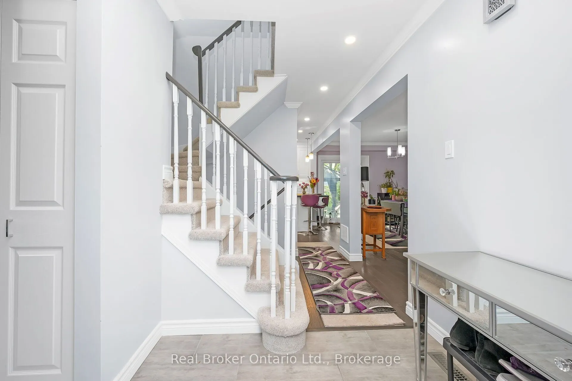 163 Ross Lane