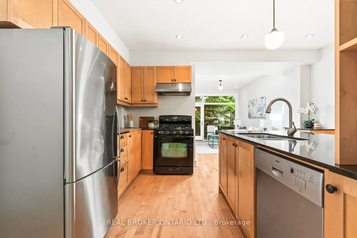 82 Salem Avenue