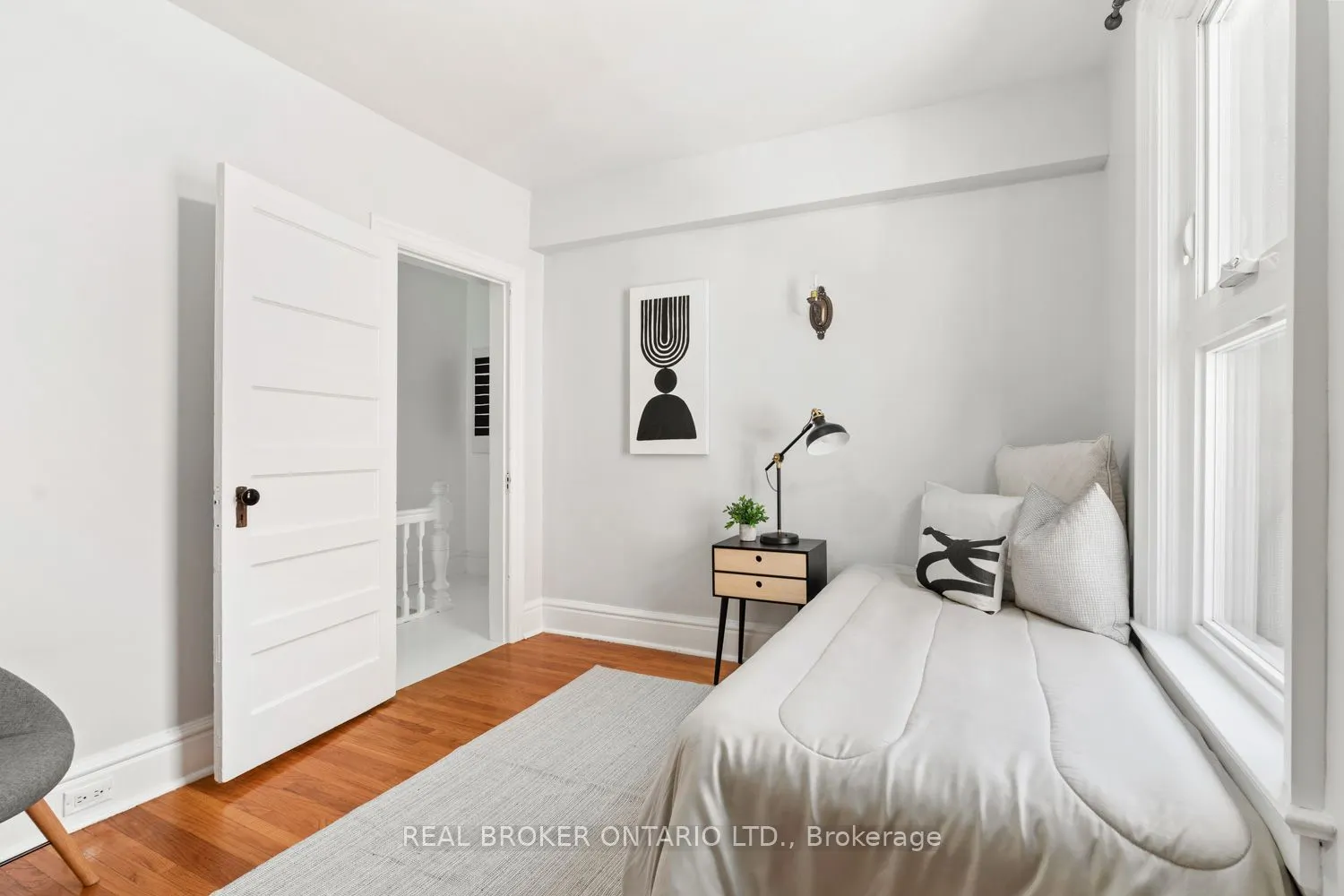 82 Salem Avenue