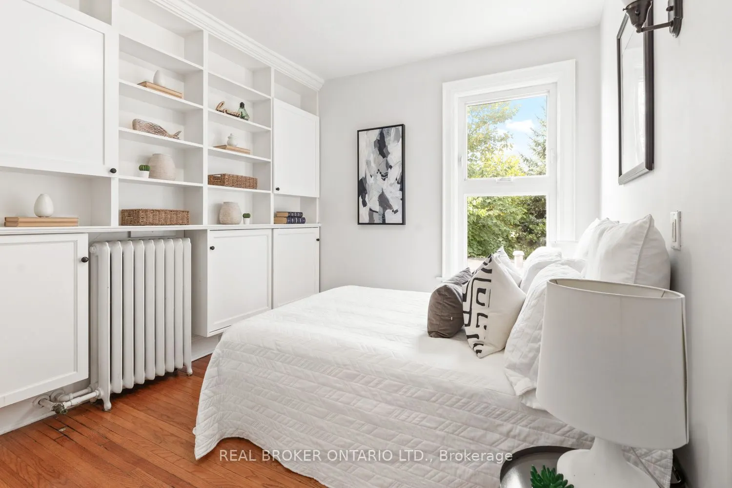 82 Salem Avenue