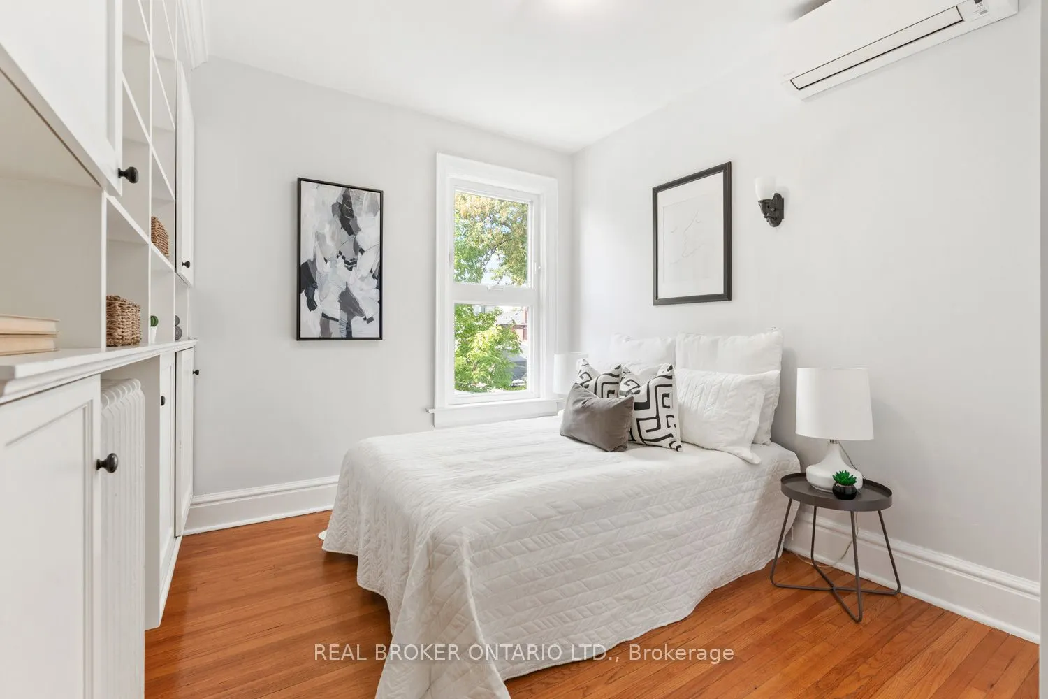 82 Salem Avenue