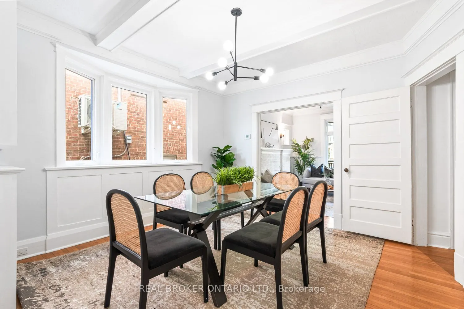 82 Salem Avenue