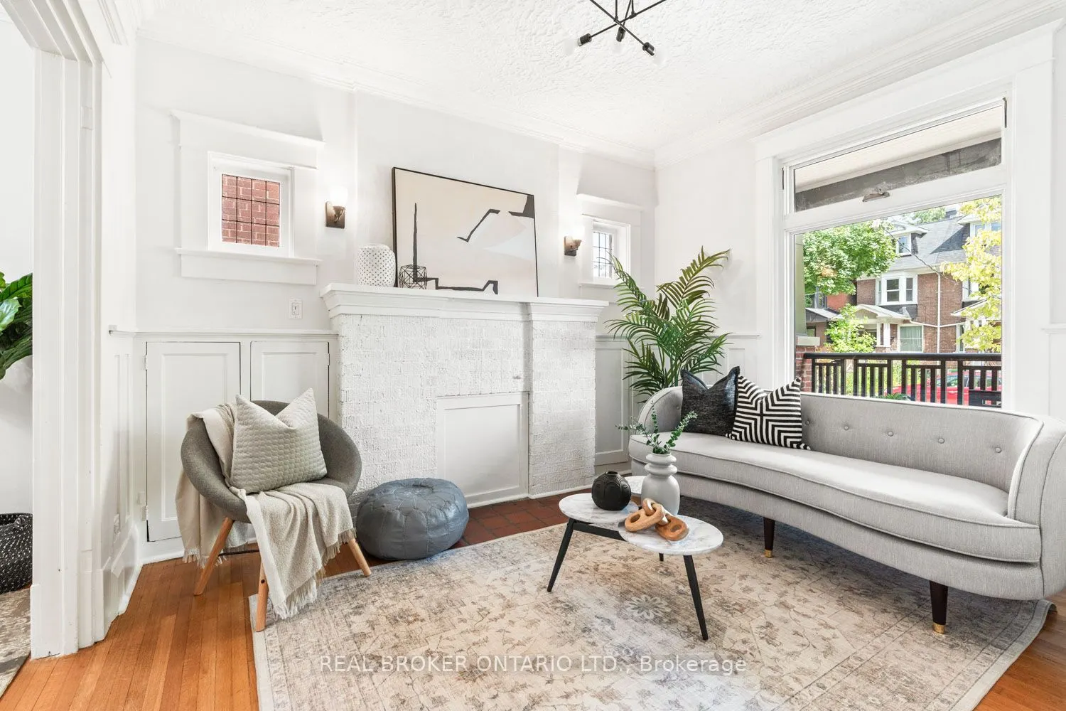 82 Salem Avenue