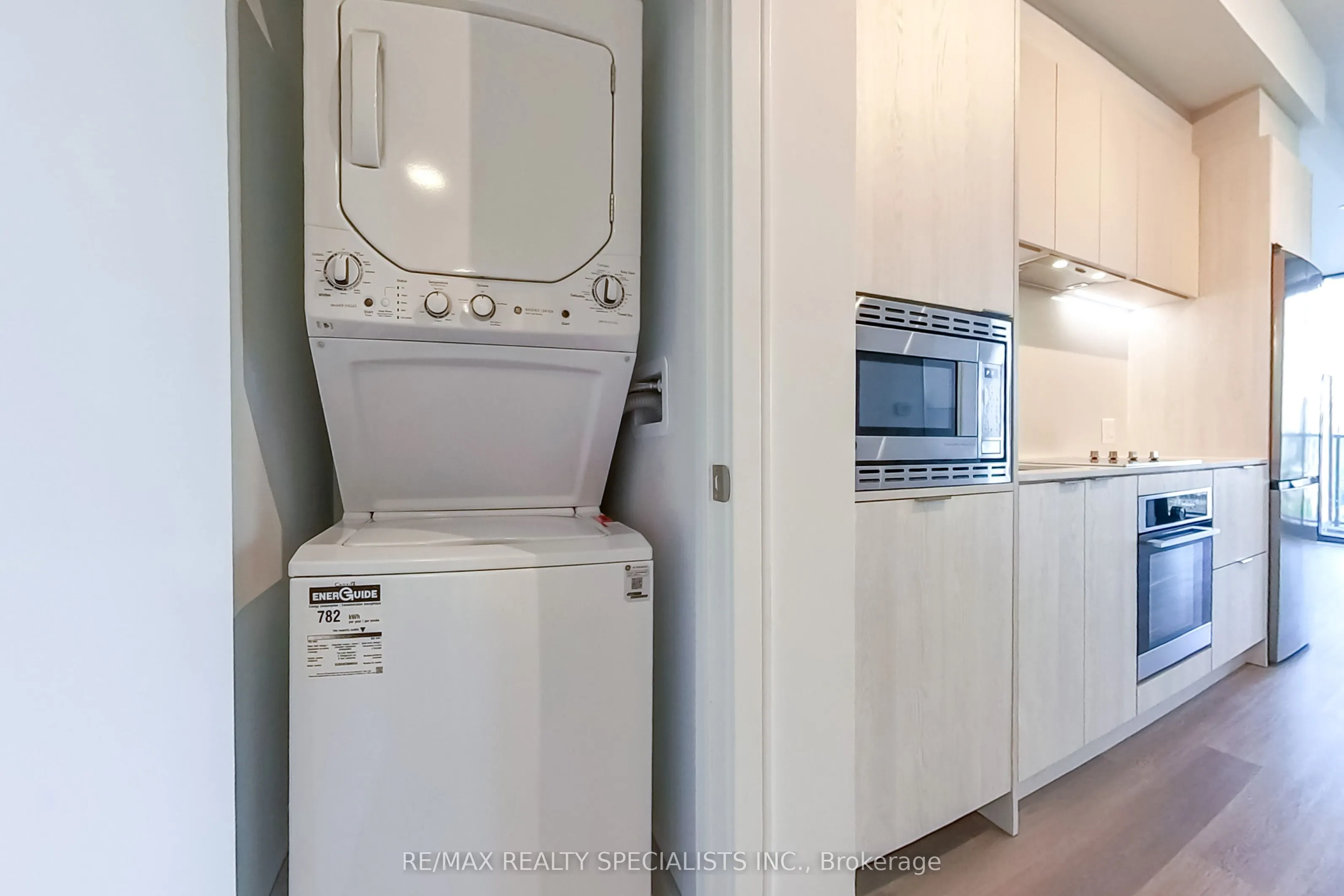 3009 NOVAR Road, #817