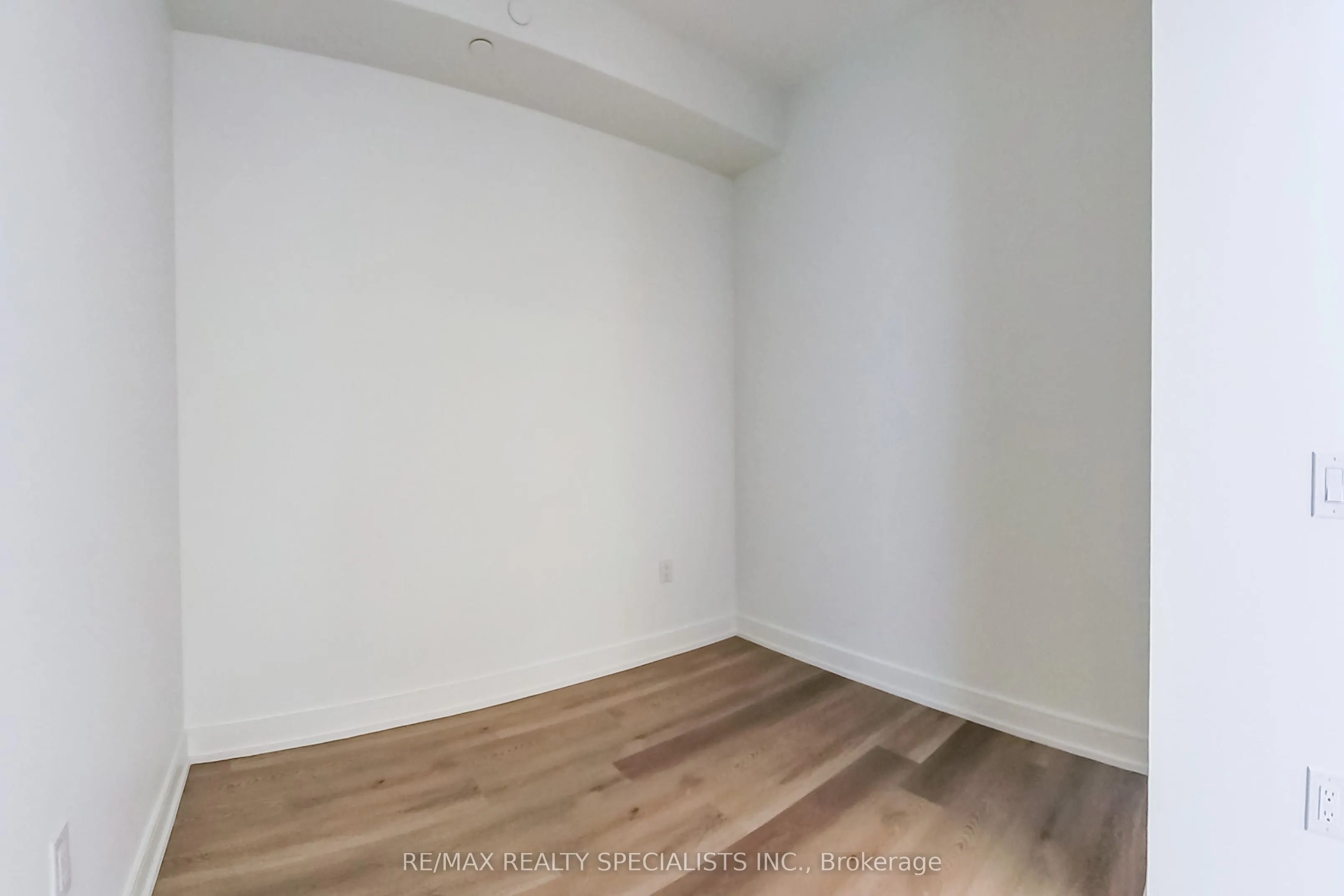 3009 NOVAR Road, #817