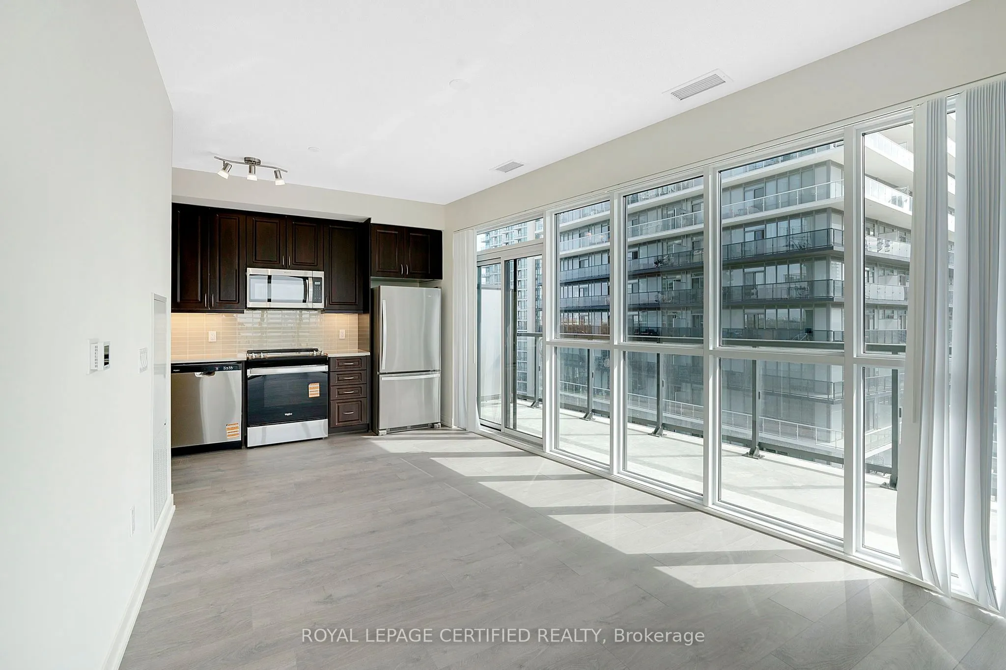 38 Annie Craig Drive S, #2108