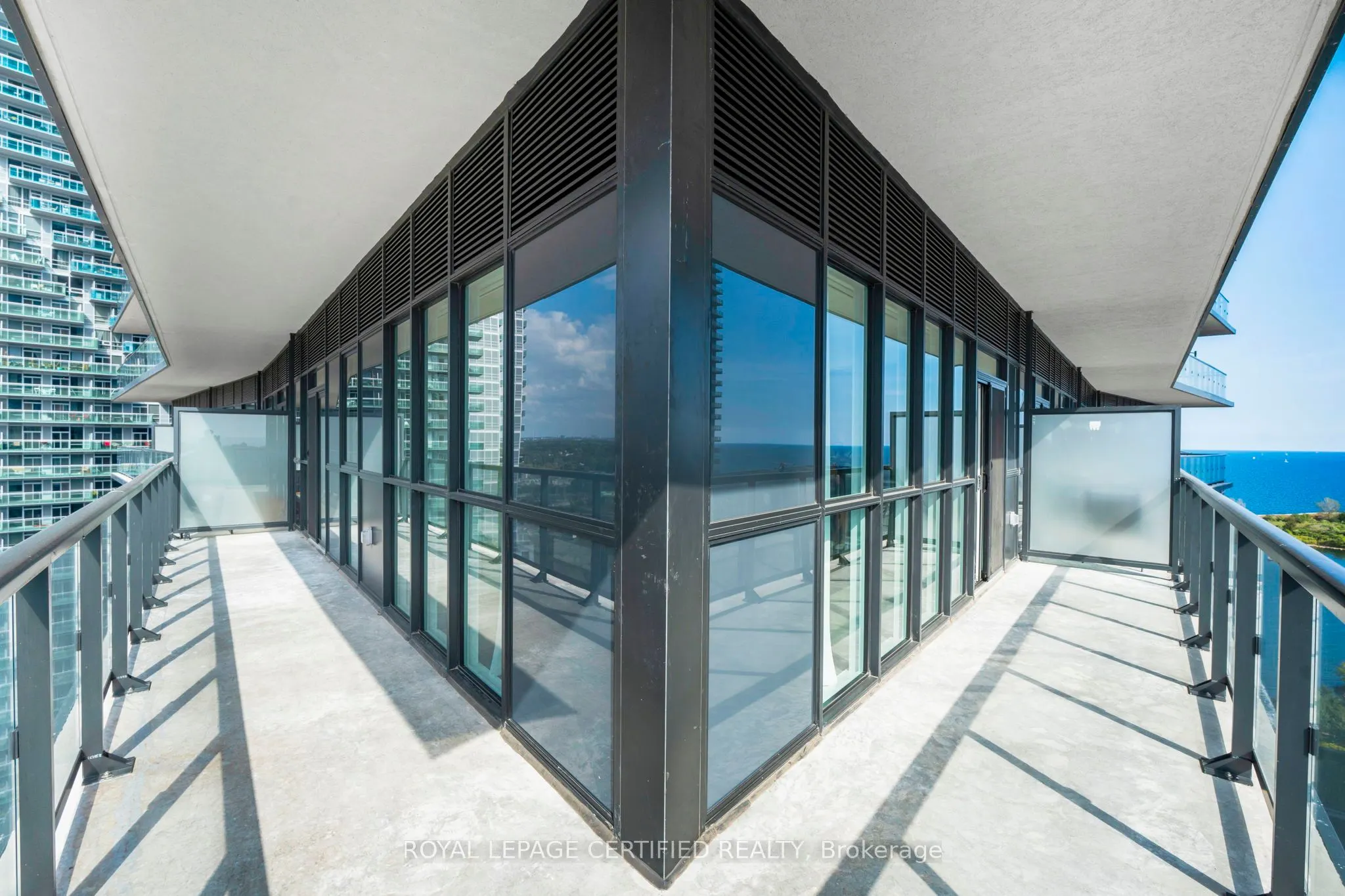 38 Annie Craig Drive S, #2108