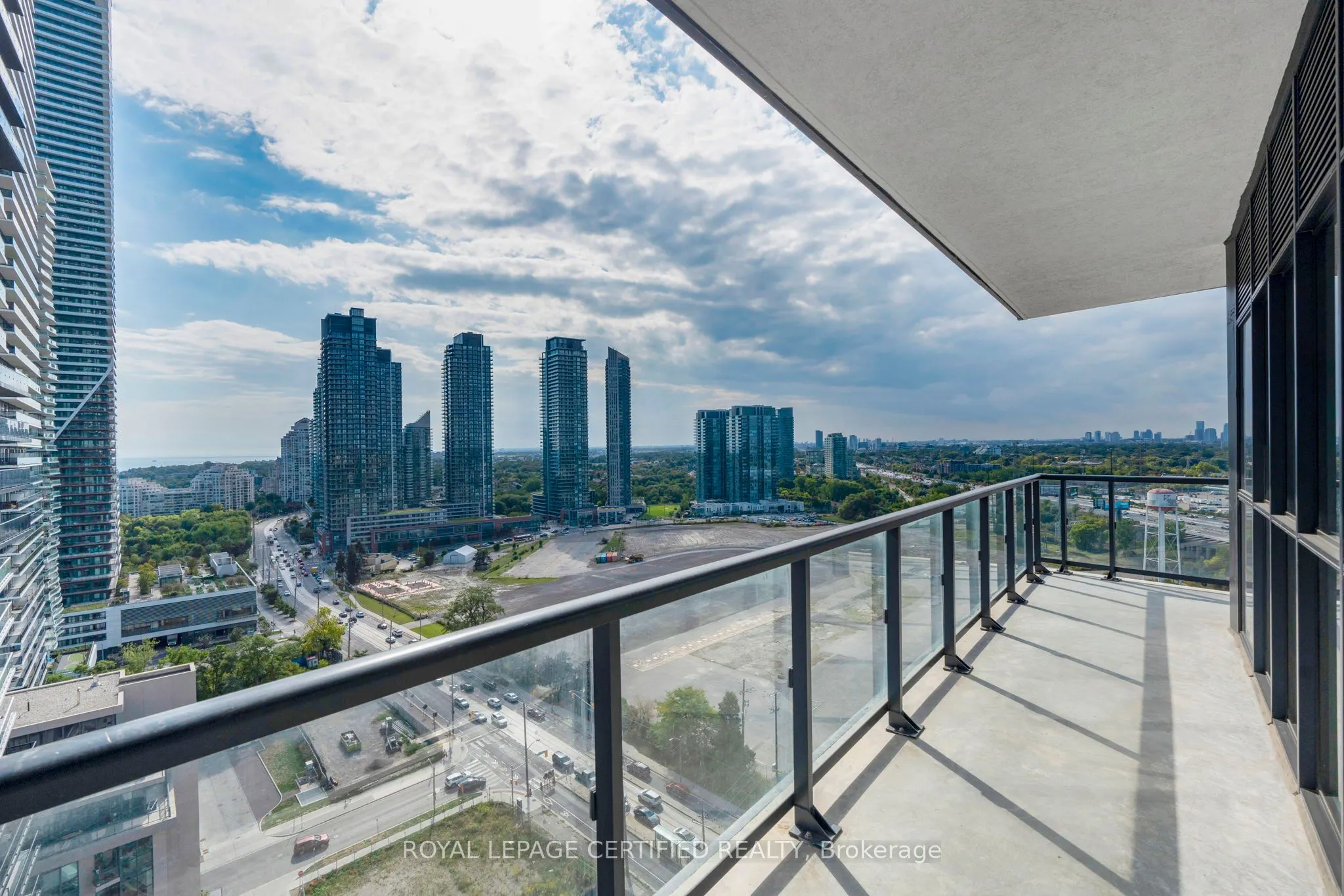 38 Annie Craig Drive S, #2108
