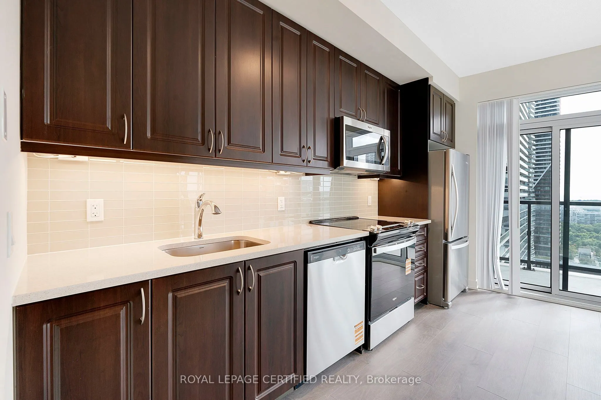 38 Annie Craig Drive S, #2108