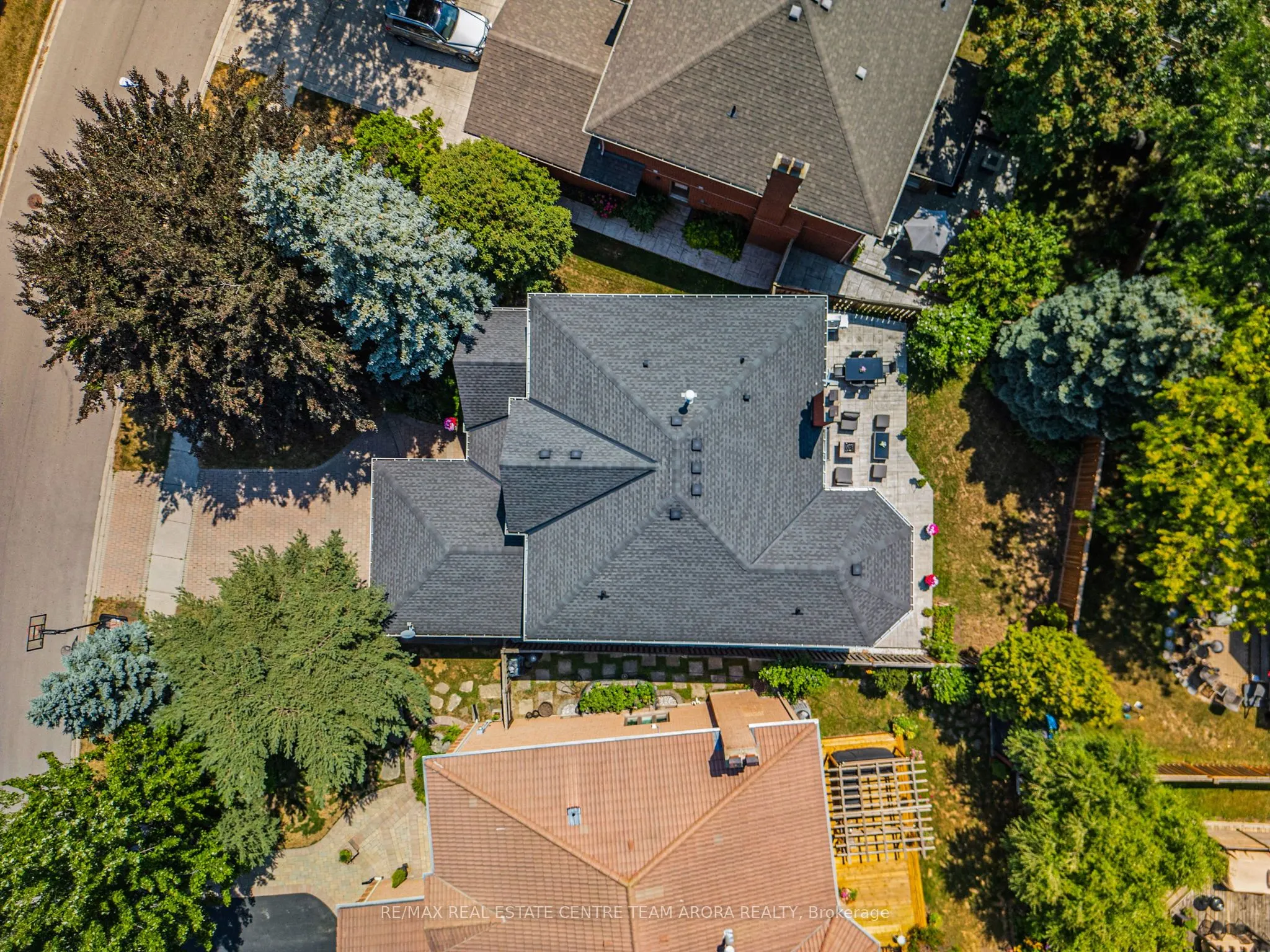 2816 Rosewood Lane