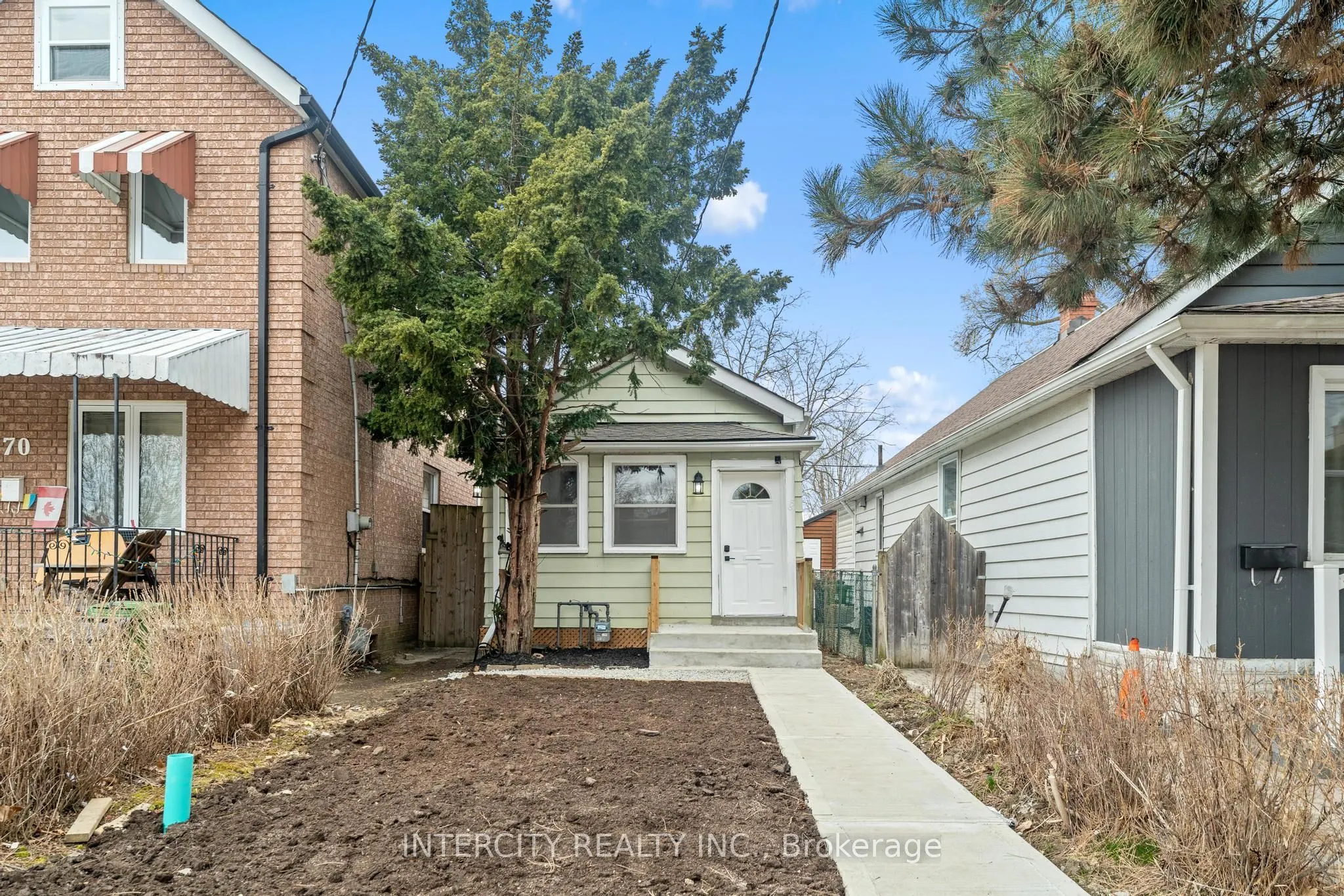 68 Greendale Avenue