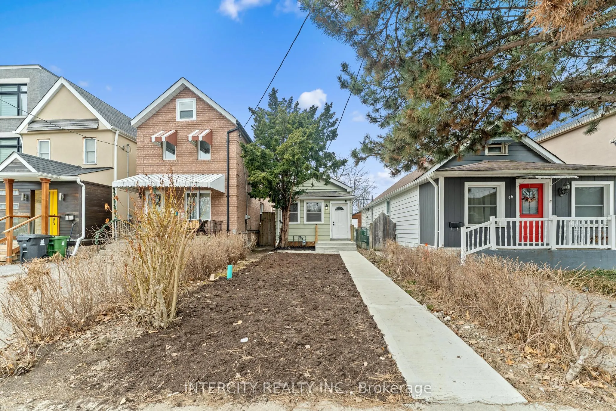 68 Greendale Avenue