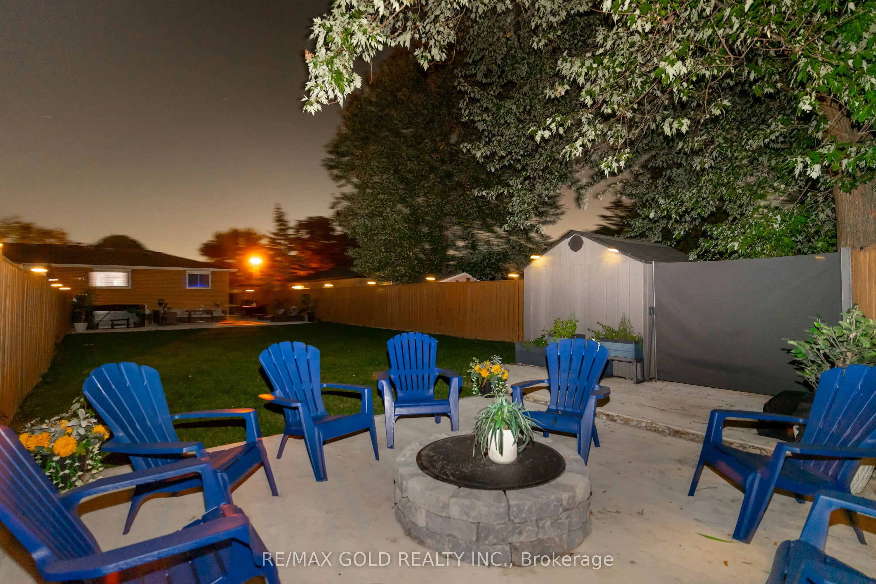118 Fallingdale Crescent