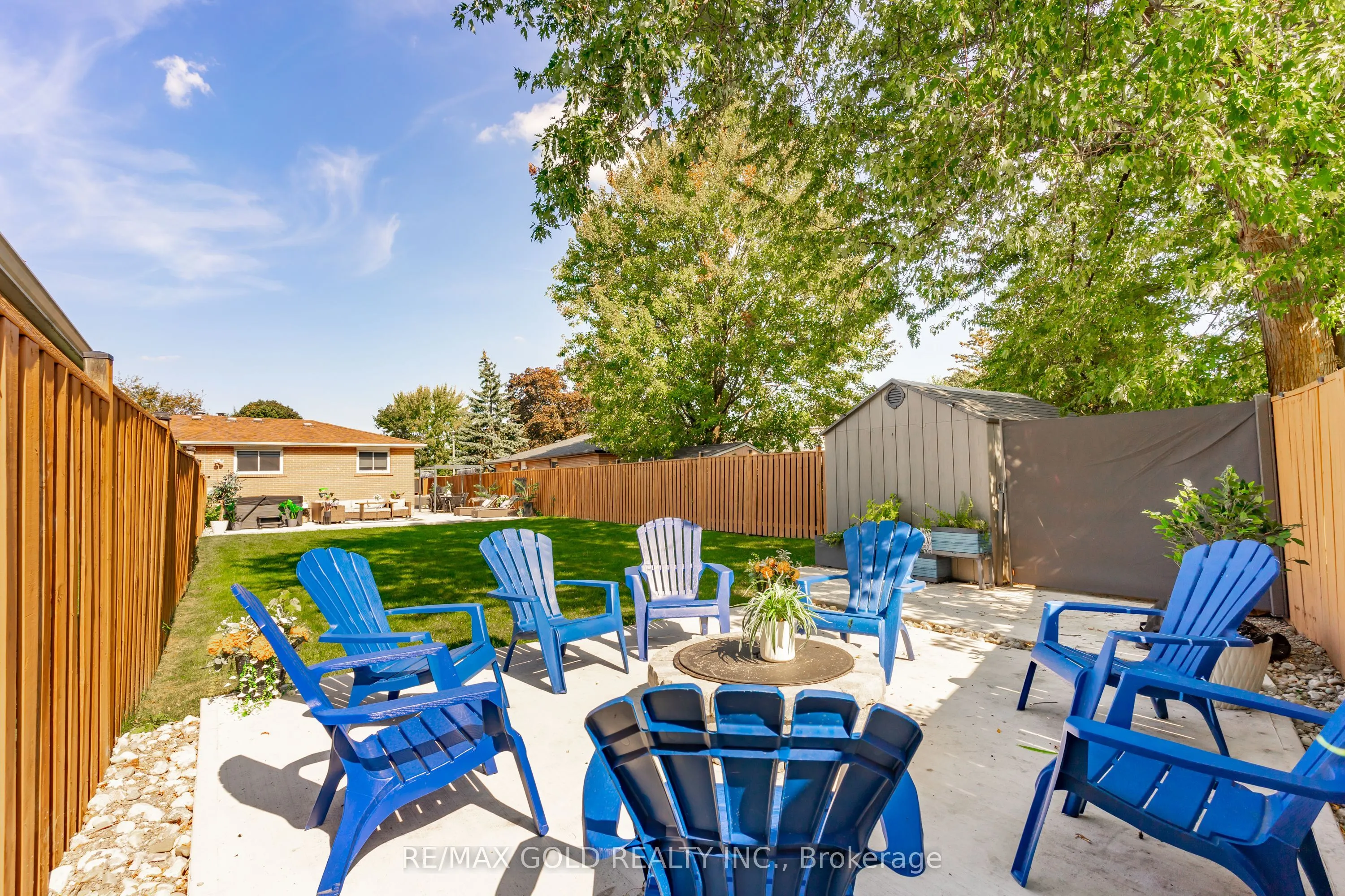 118 Fallingdale Crescent