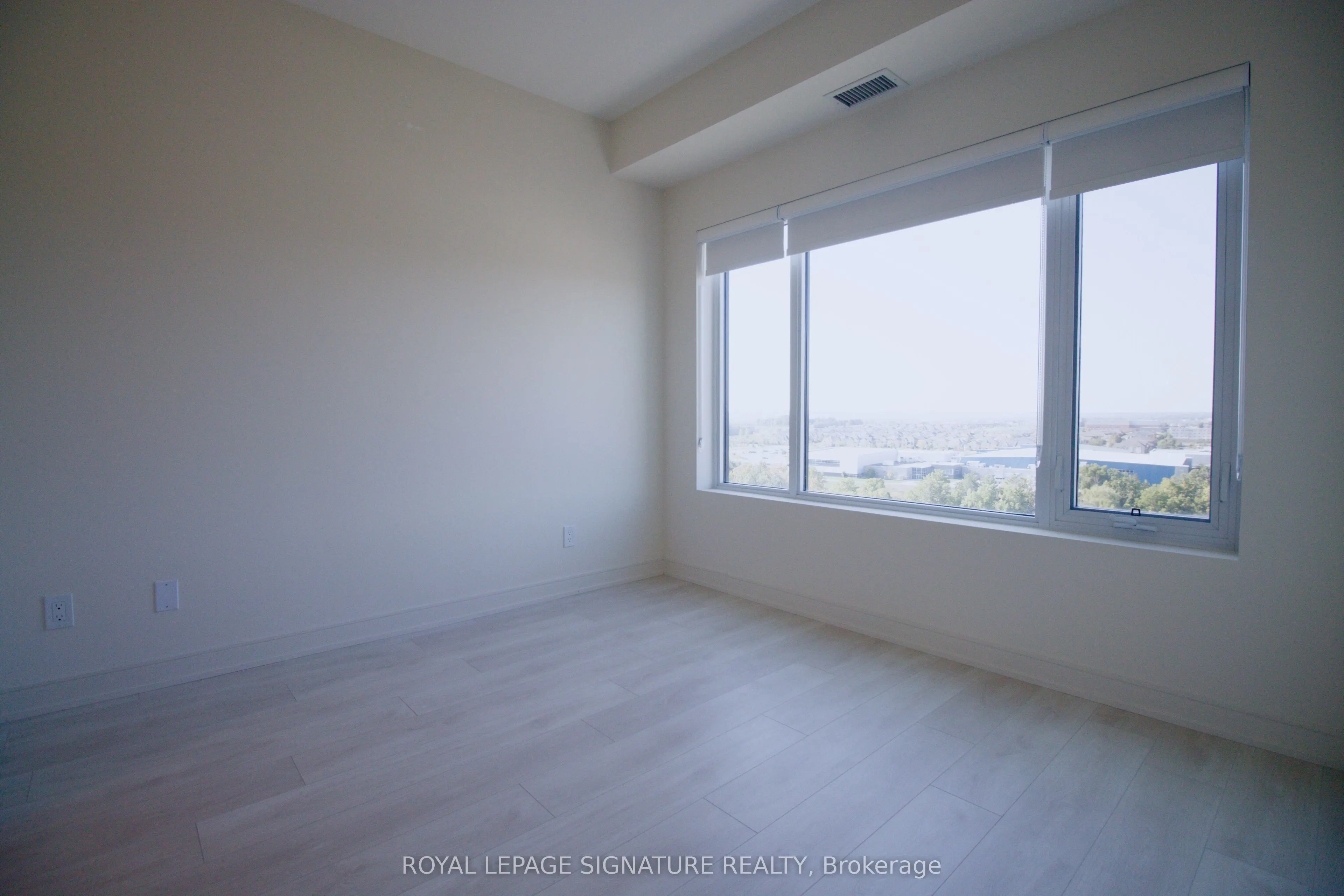 8010 Derry Road, #1007