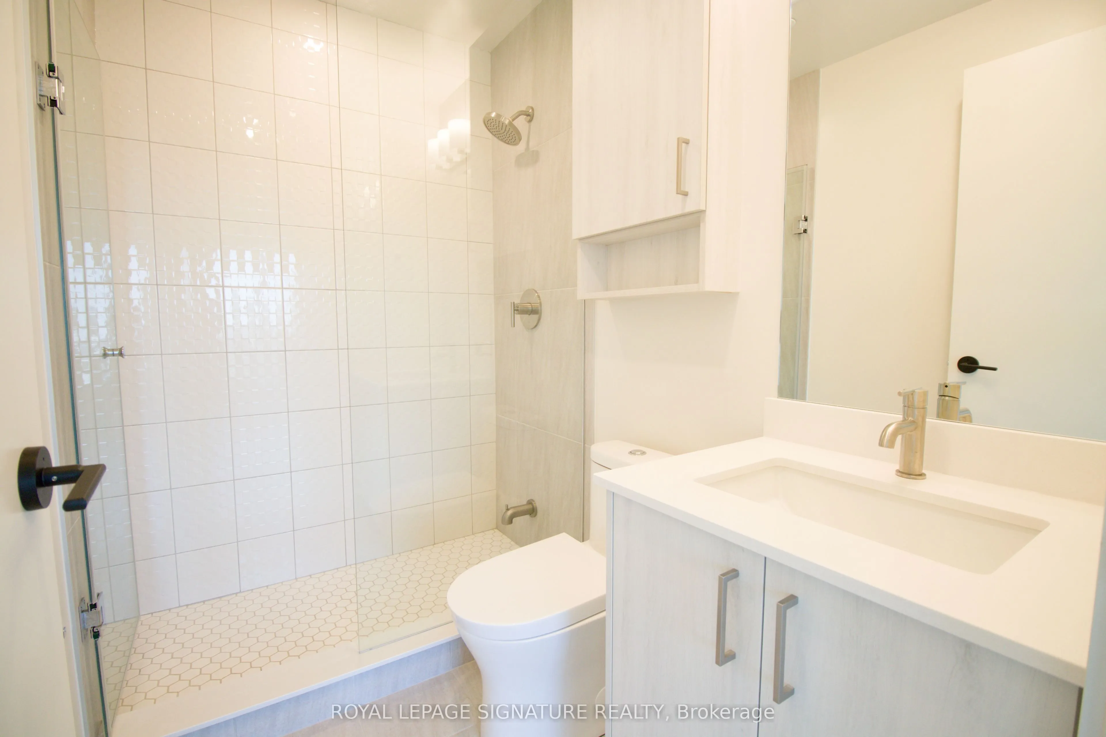 8010 Derry Road, #1007