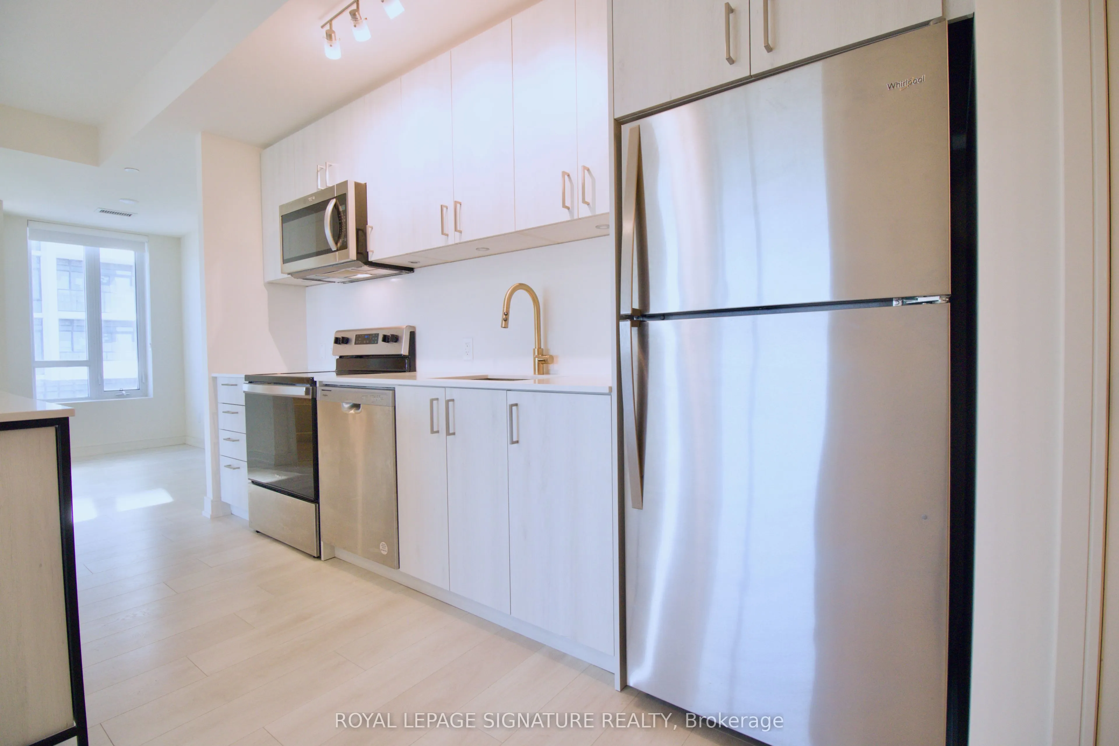 8010 Derry Road, #1007
