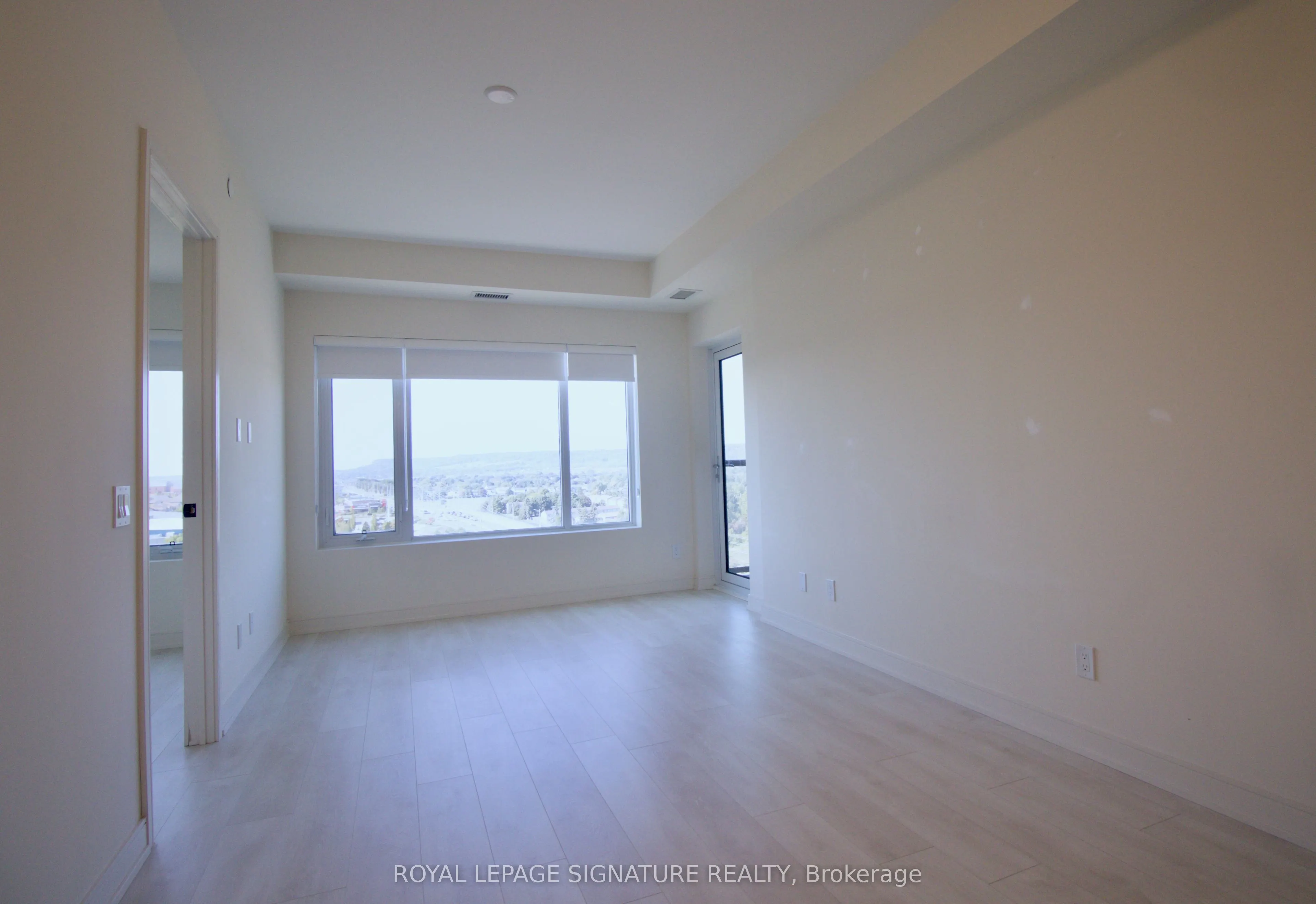 8010 Derry Road, #1007