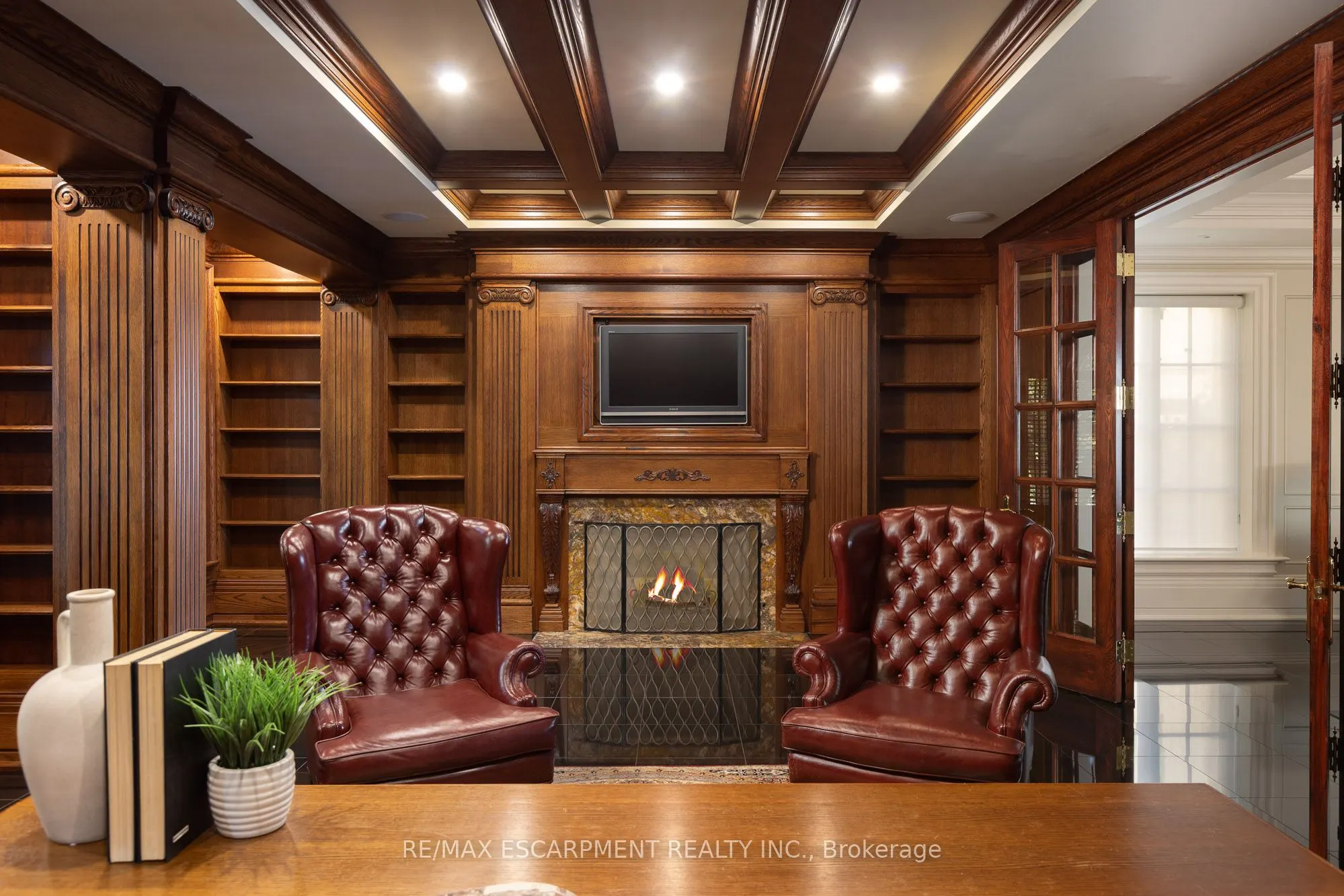 1092 Argyle Drive