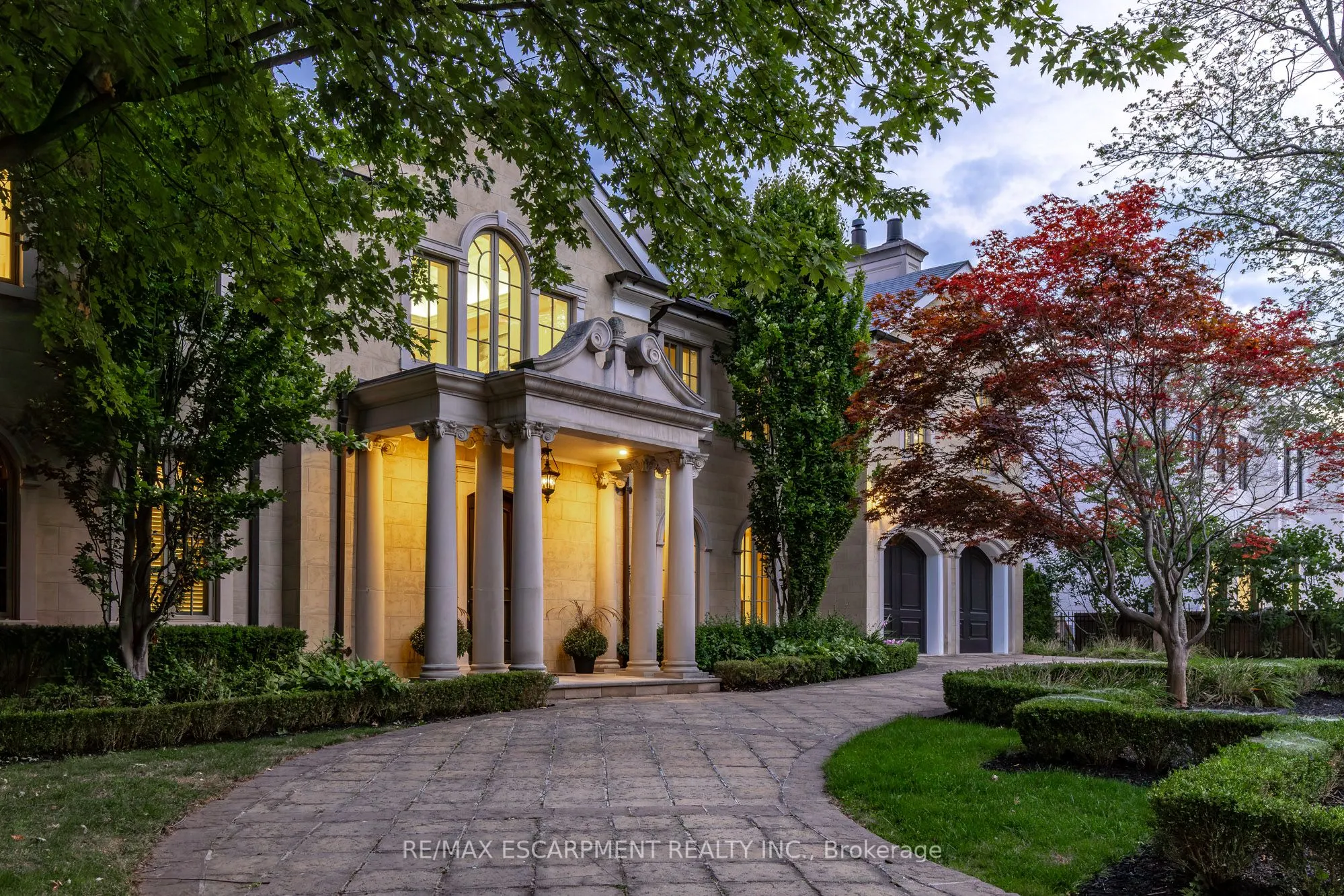 1092 Argyle Drive