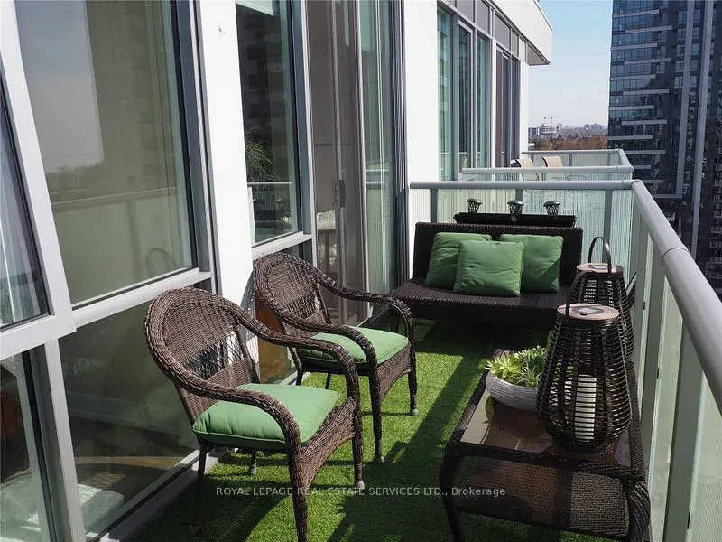 8 Ann Street, #1203