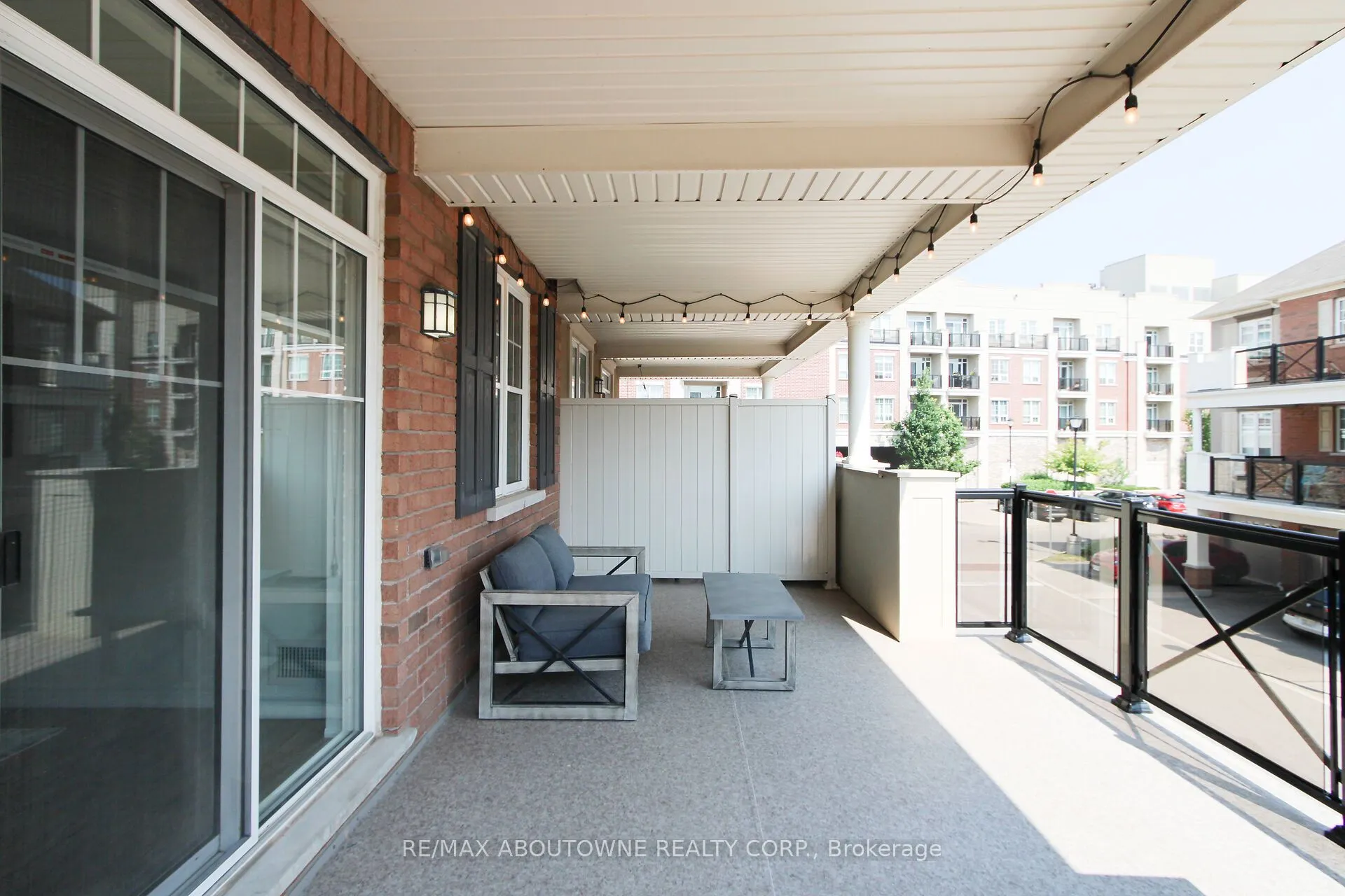 2339 Sawgrass Drive, #206