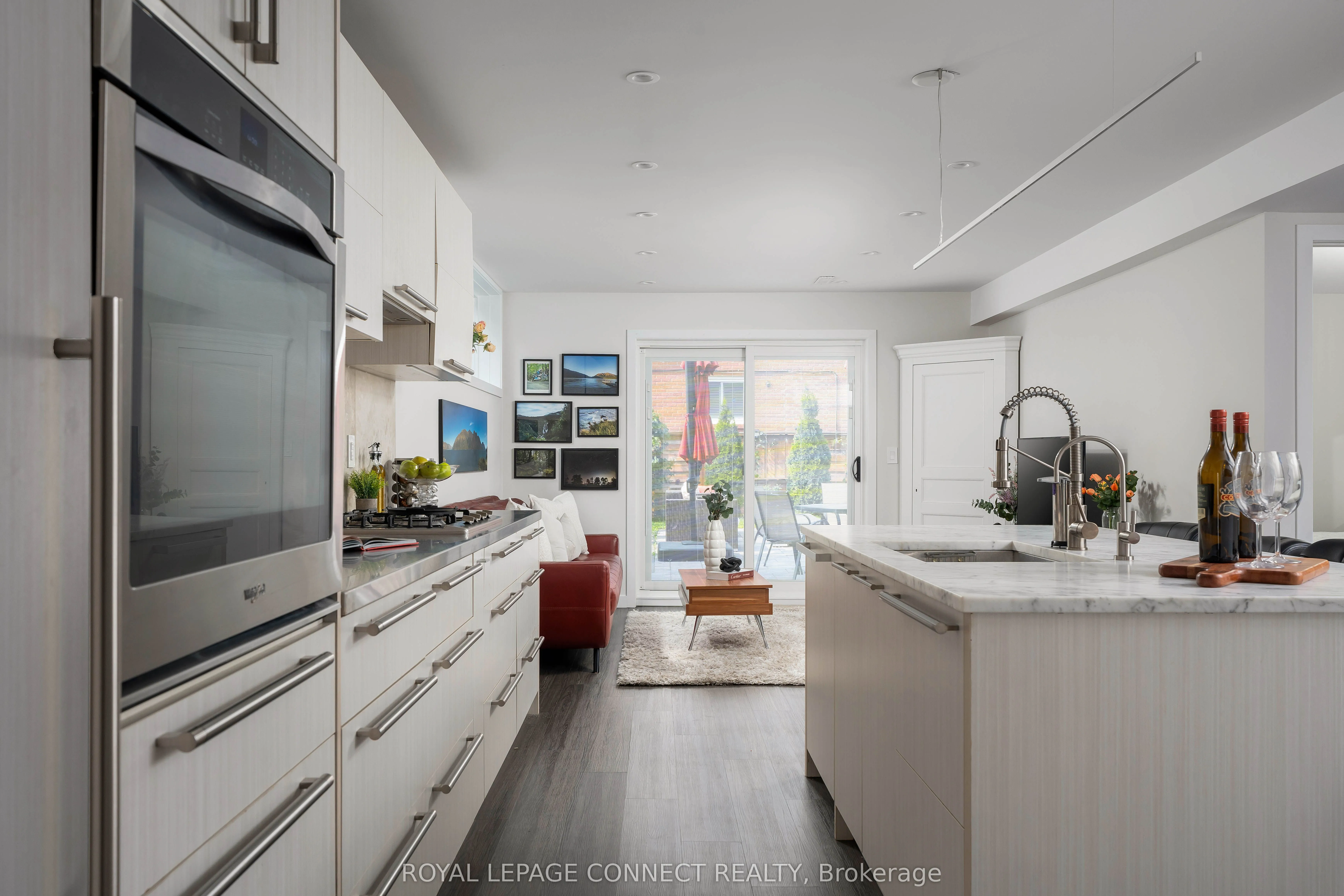 16 Fredrick Mowat Lane