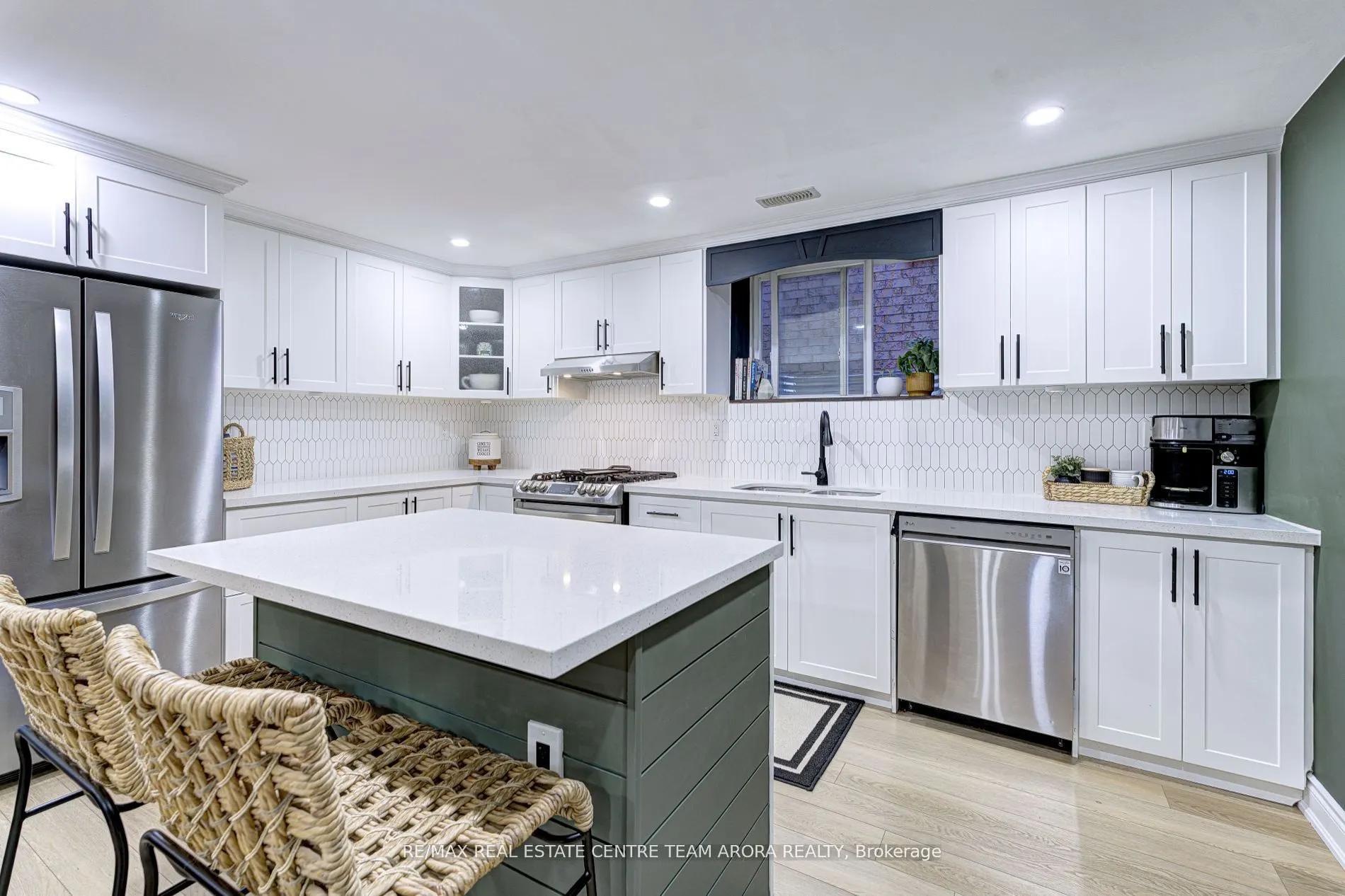 8 Haywood Drive