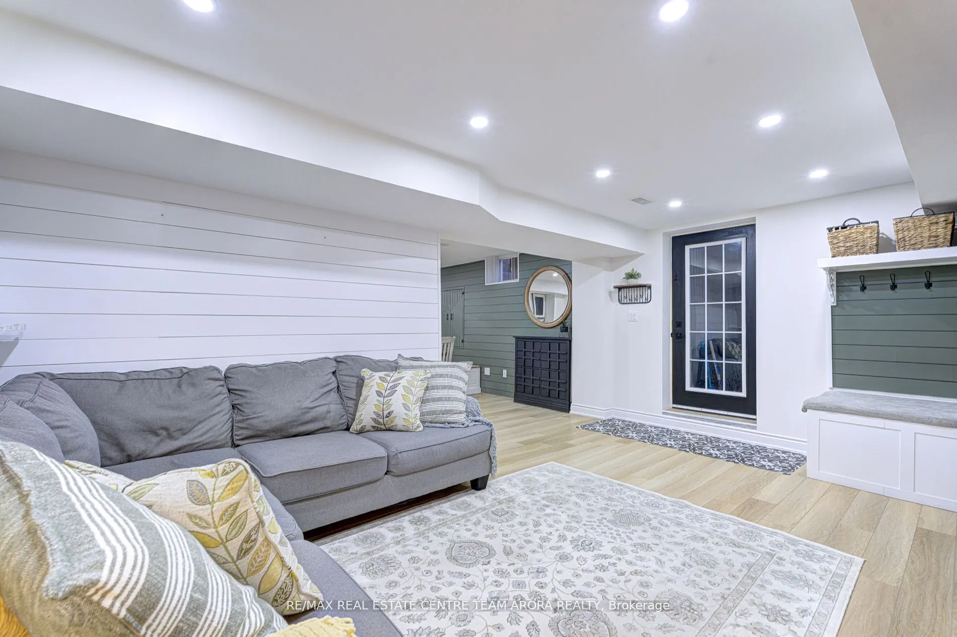 8 Haywood Drive