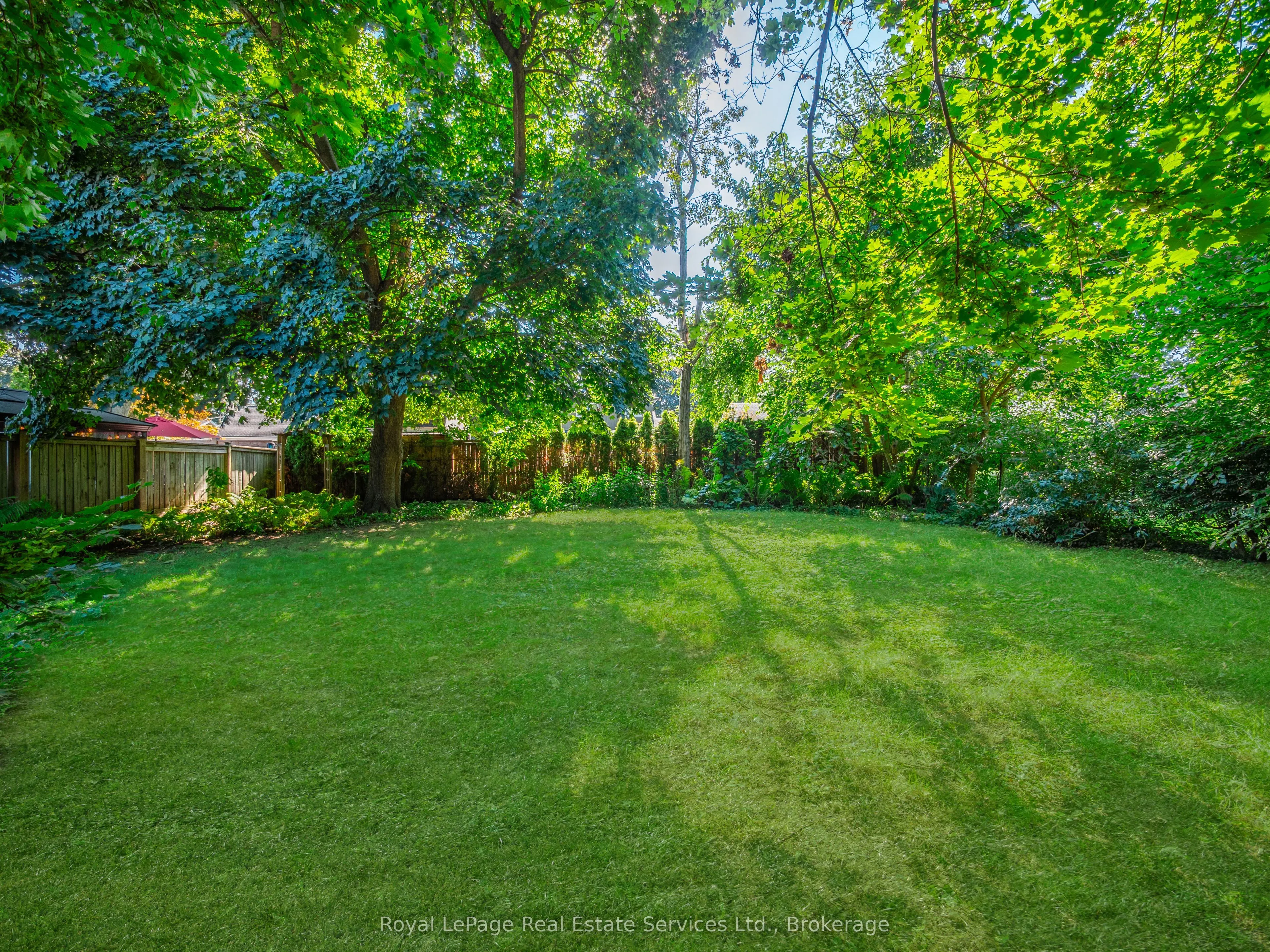 938 King Road