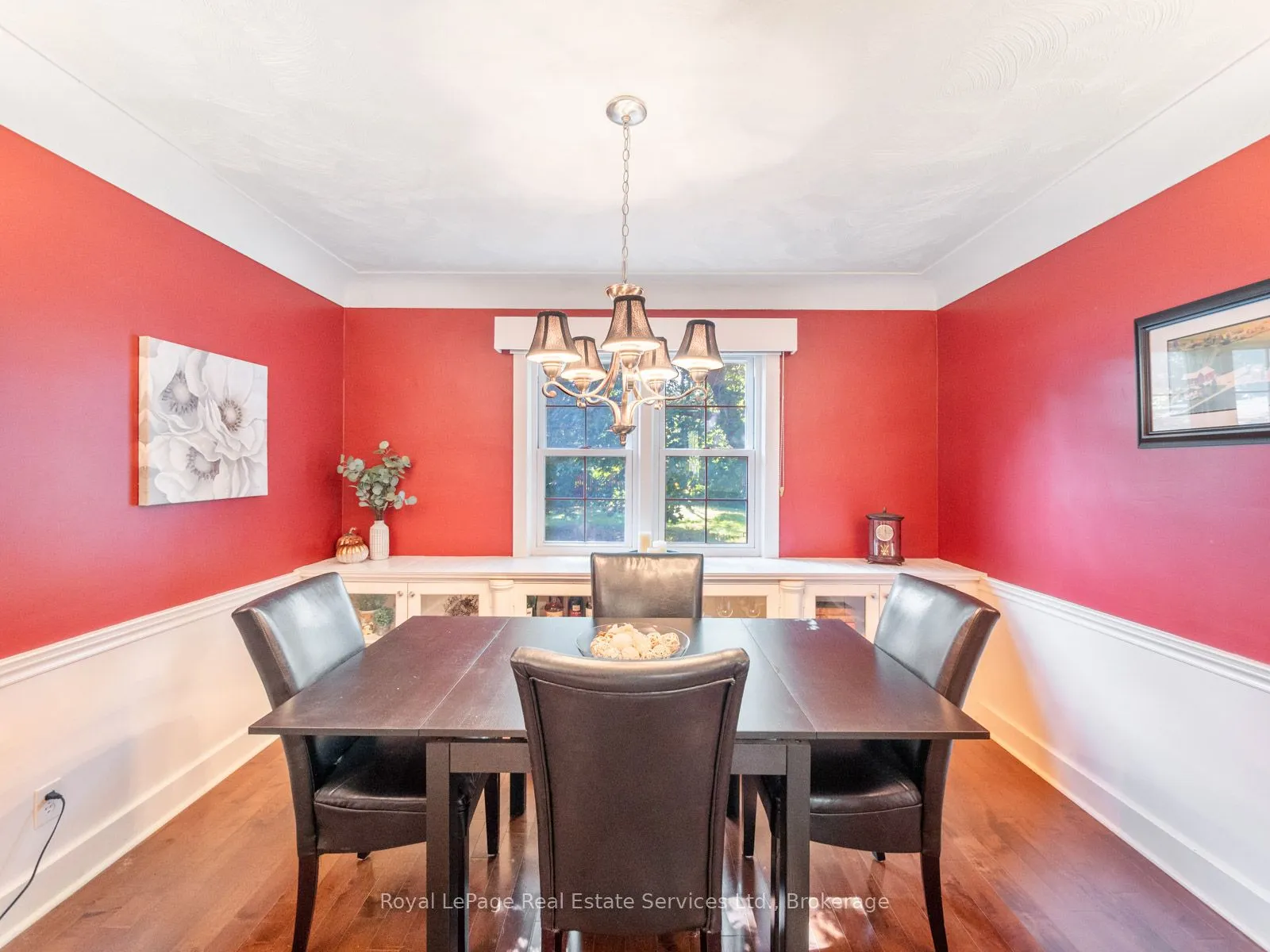 938 King Road